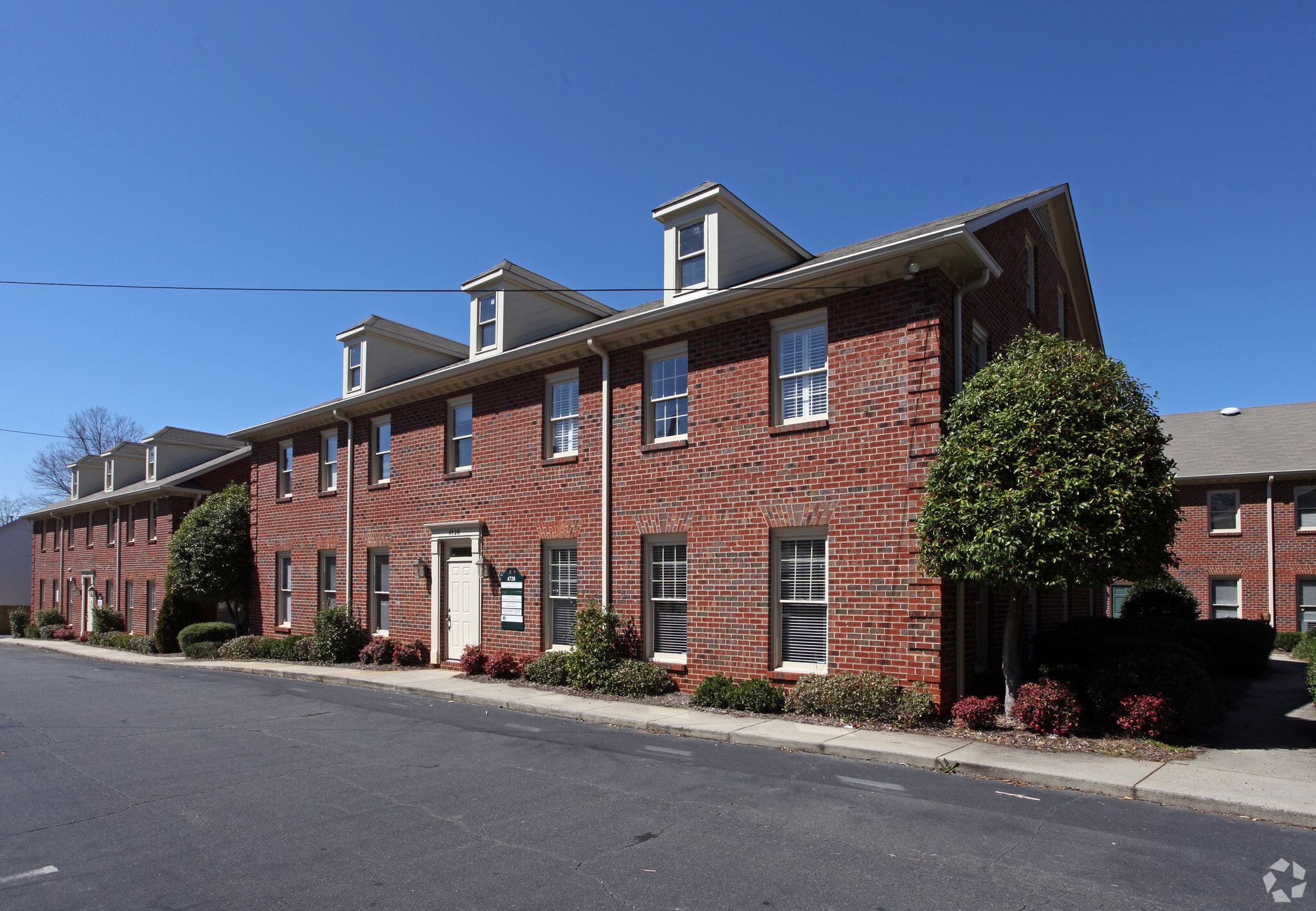 4728 Park Rd, Charlotte, NC for Sale