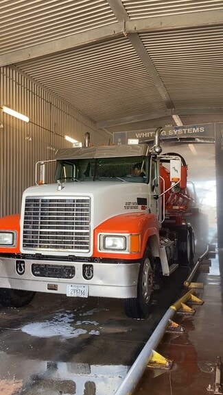 Hobbs, NM Car Washes - 301 NW County Rd