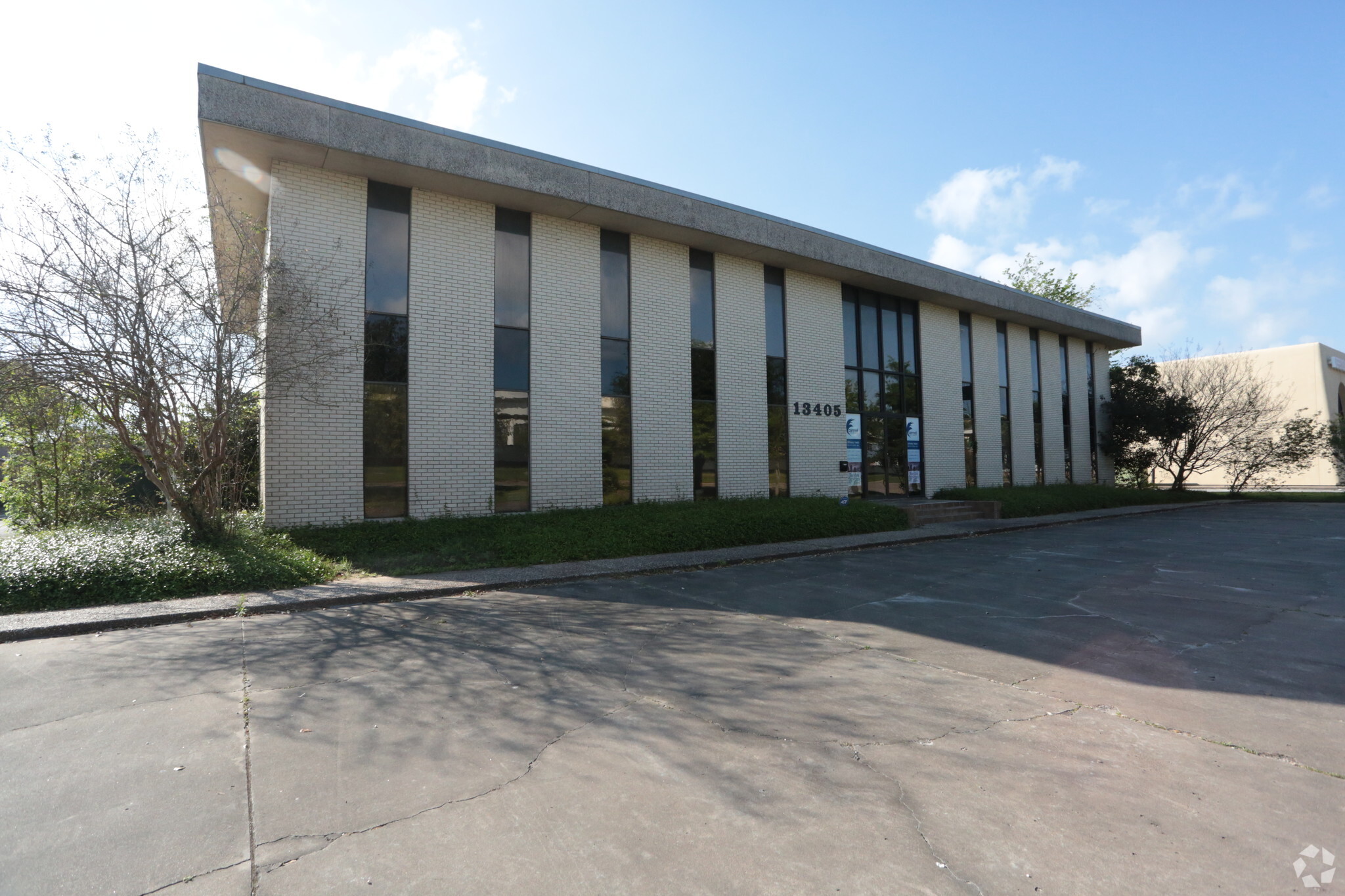 13405 Southwest Fwy, Sugar Land, TX for Rent