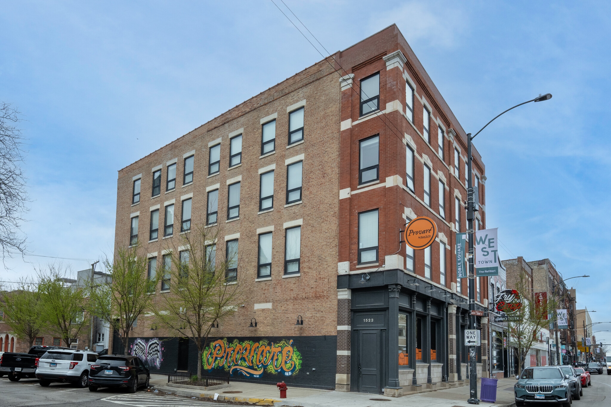 1523 W Chicago Ave, Chicago, IL for Sale