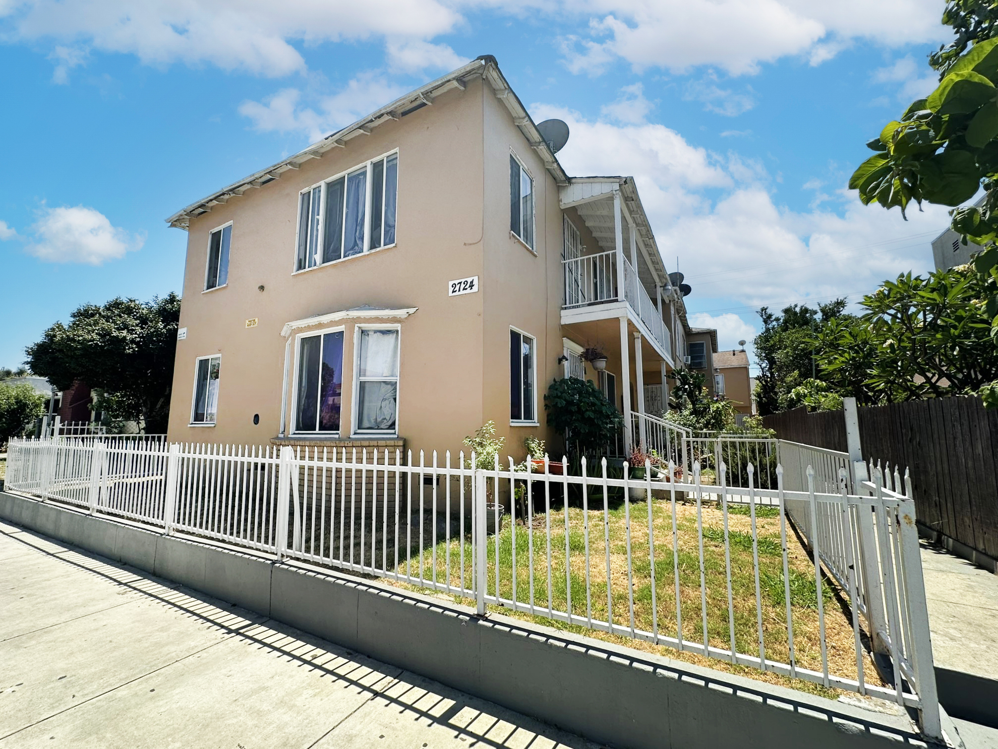 2724 E 58th St, Huntington Park, CA for Sale