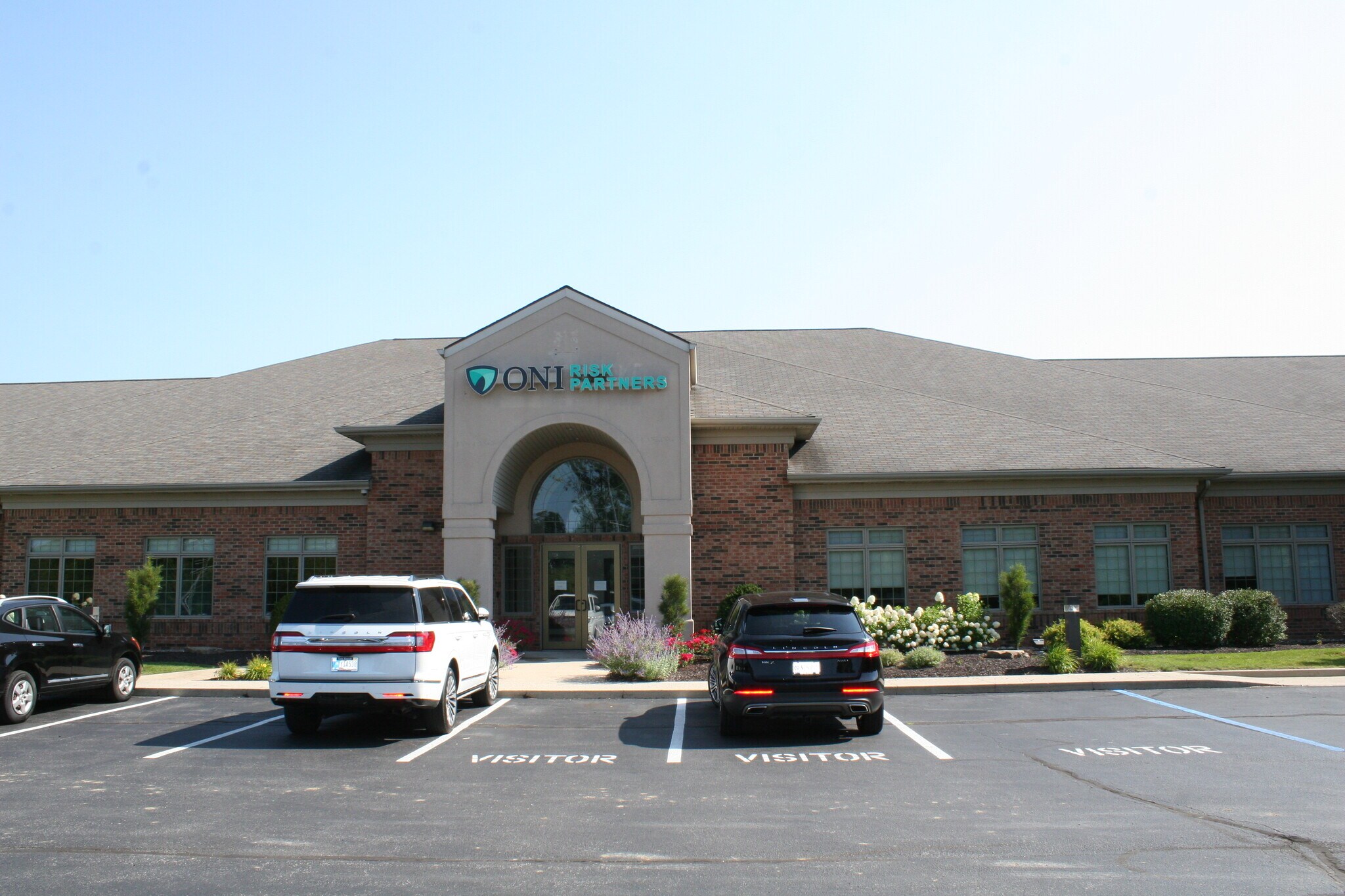 1111 Chestnut Hills Pky, Fort Wayne, IN for Rent