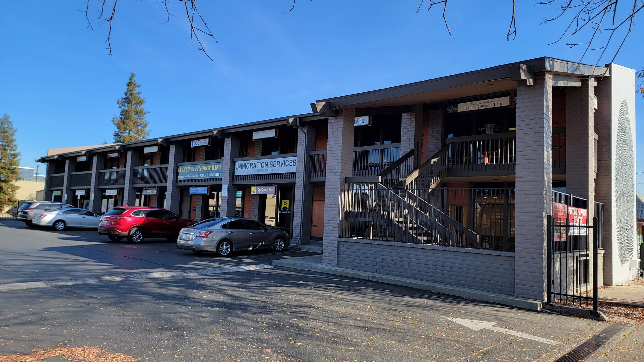 121 E Orangeburg Ave Modesto, CA 95350 Office Property for Lease on