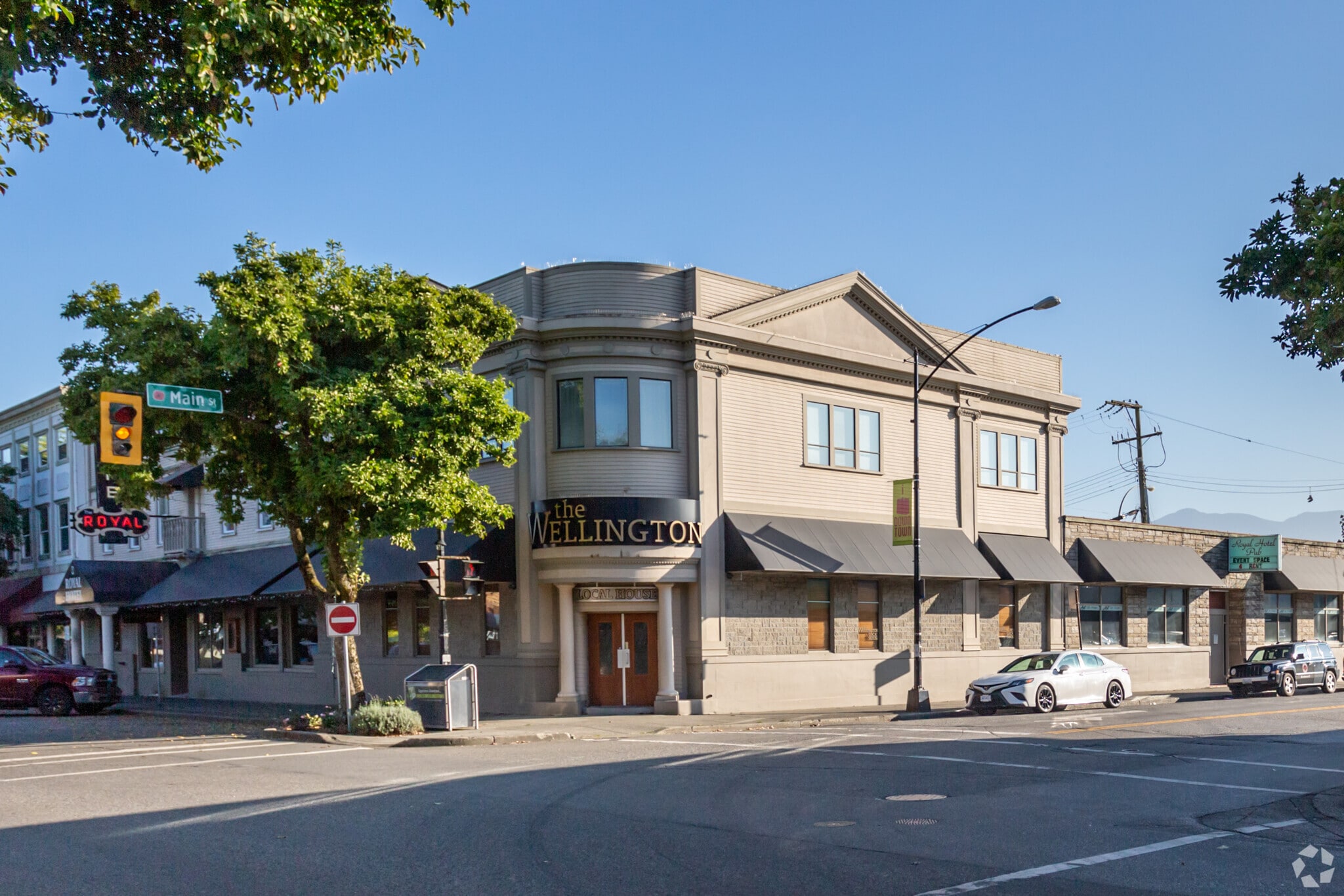 45886 Wellington Ave, Chilliwack, BC for Sale