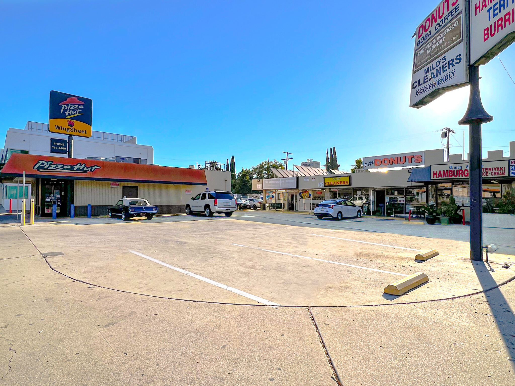 4400-4406 Vineland Ave, North Hollywood, CA for Rent