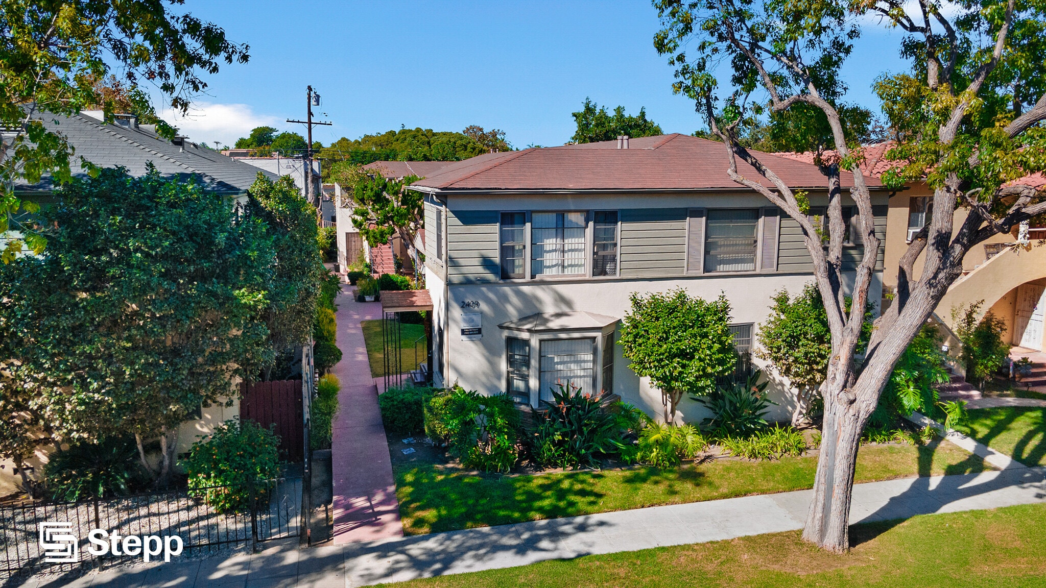 2409 Cedar Ave, Long Beach, CA for Sale
