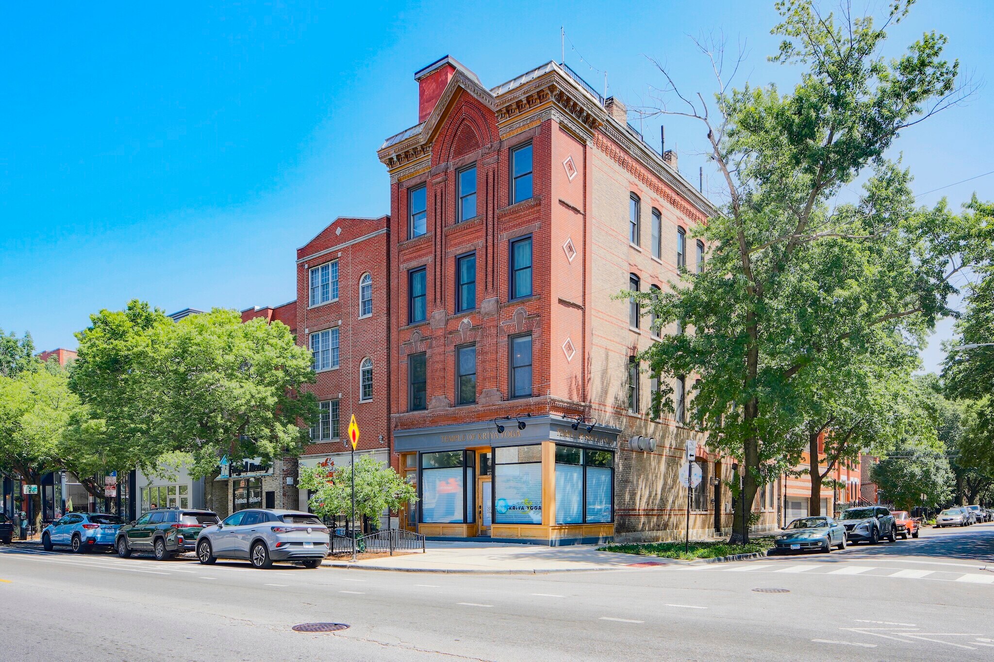 1925 W Division St, Chicago, IL for Sale
