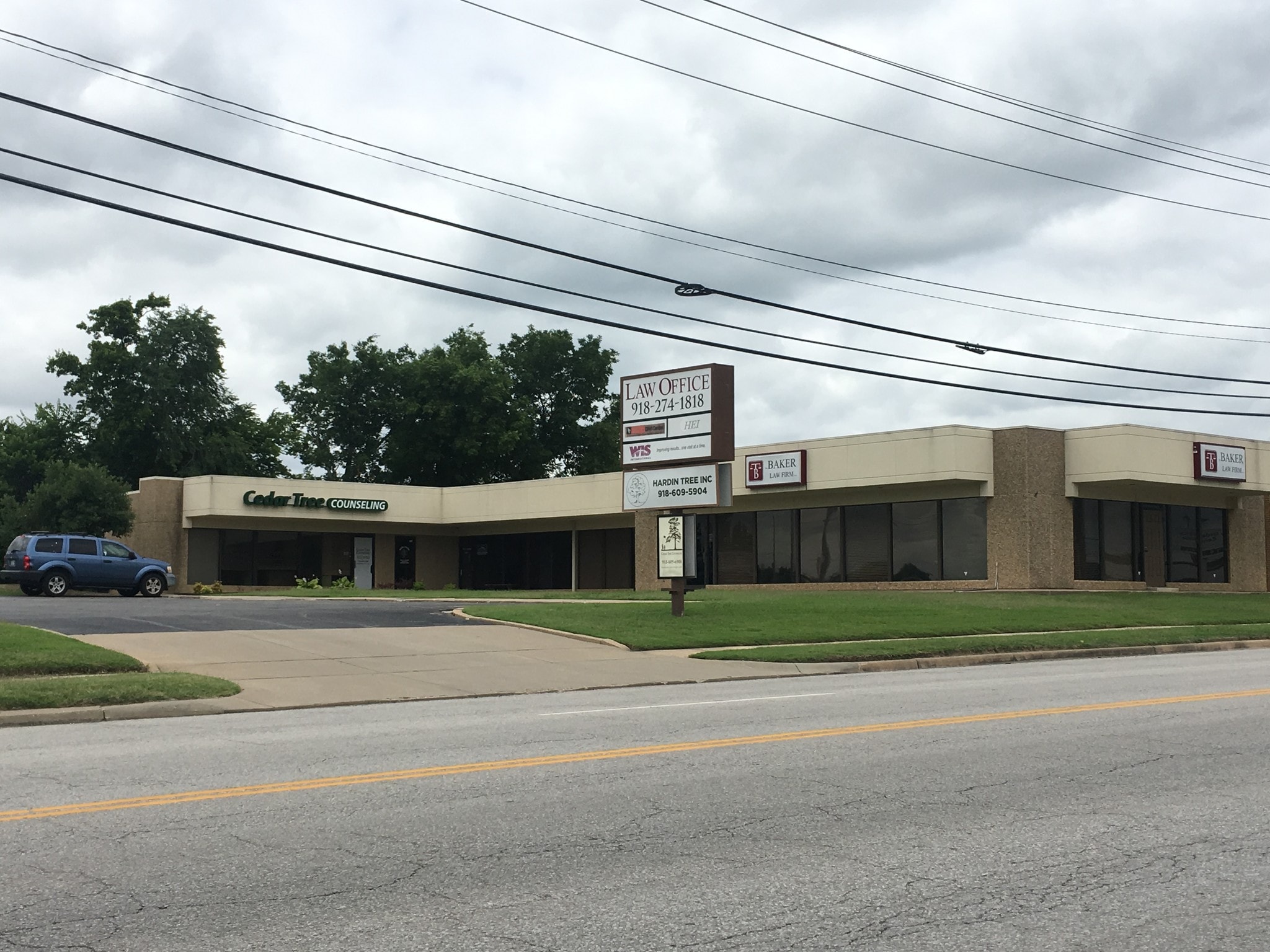 202 S Cedar St, Owasso, OK for Rent