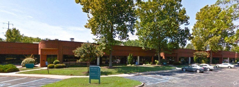 2713 Neil Armstrong Pky, Hampton, VA for Rent