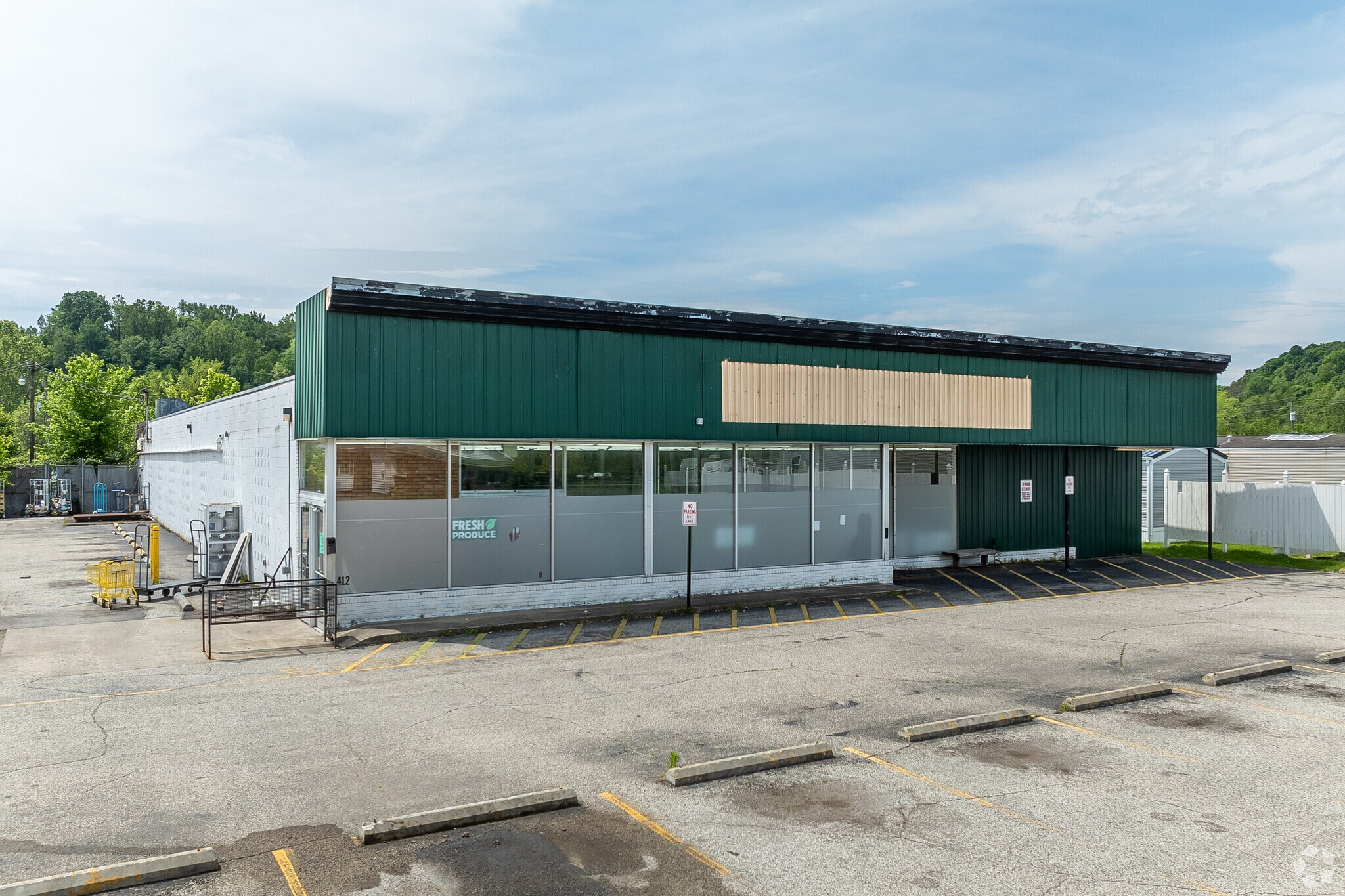 412 Wurtland Ave, Greenup, KY for Sale