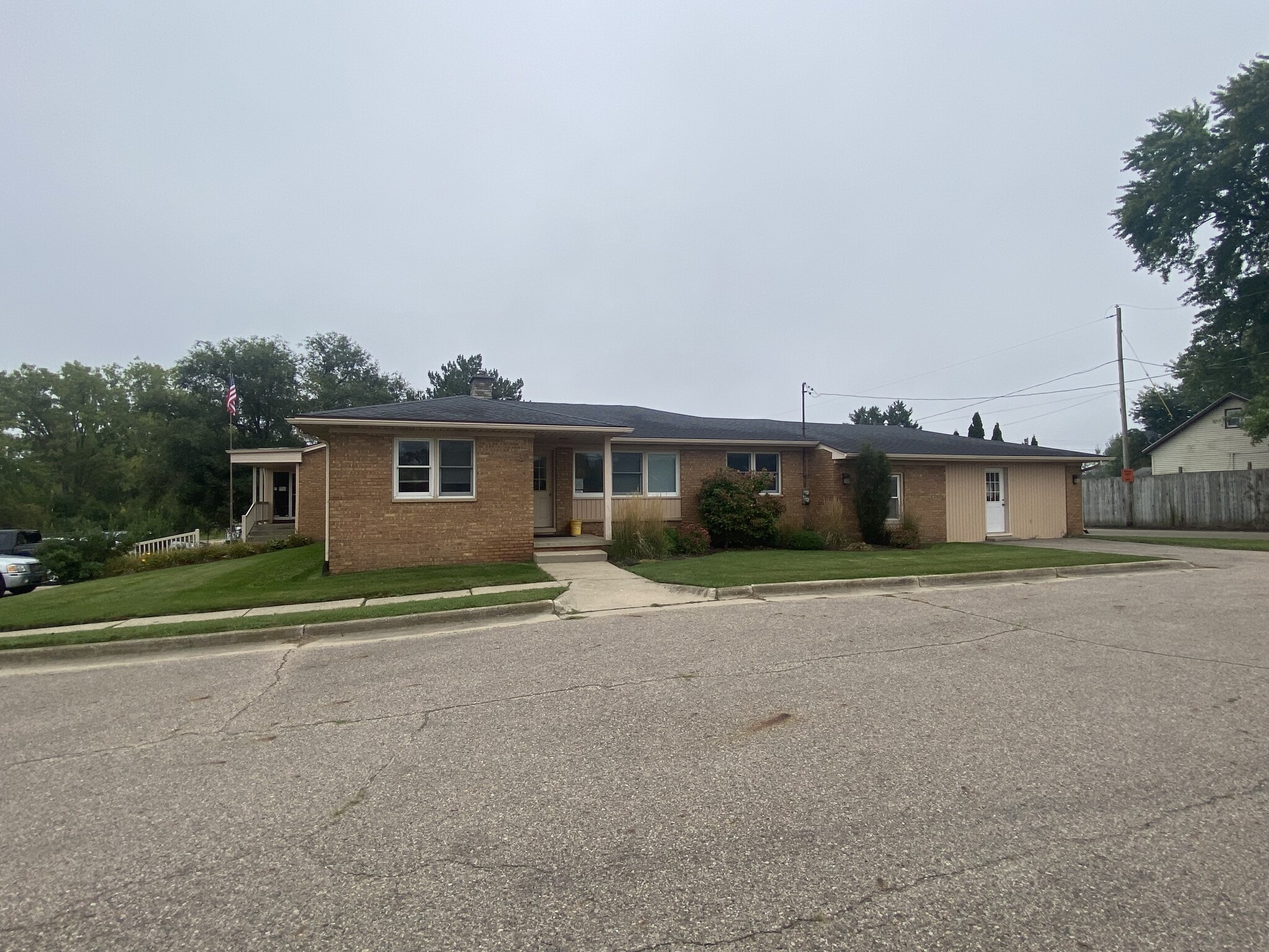 6133 Aurelius Rd, Lansing, MI for Sale