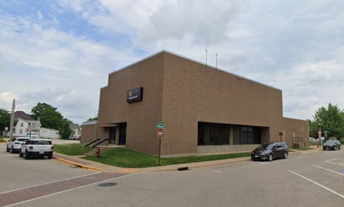 135 N Bonson St, Platteville, WI for Sale