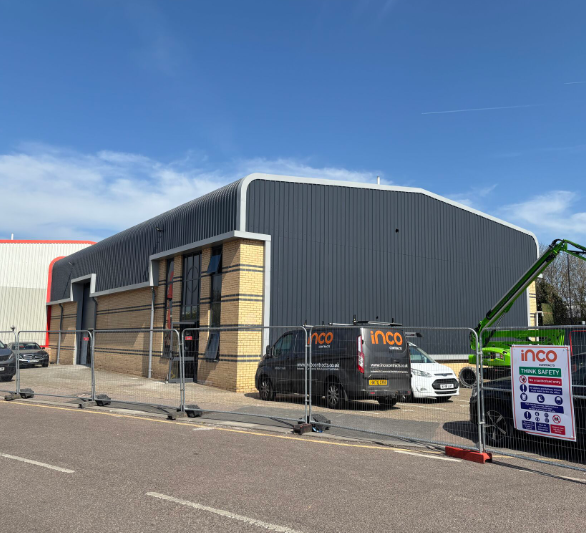 Dundee Way, Enfield, LND for Rent