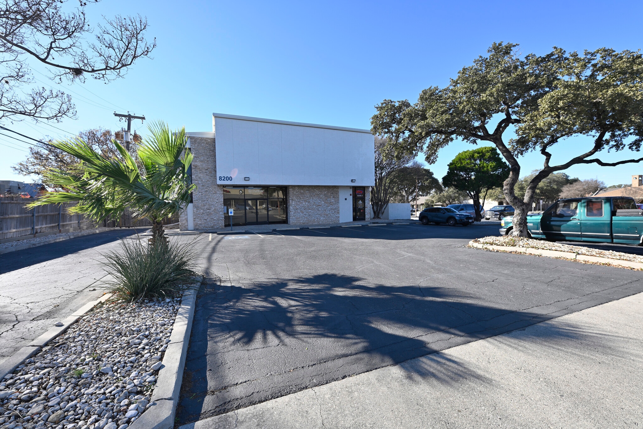 8200 Windway Dr, Windcrest, TX for Rent