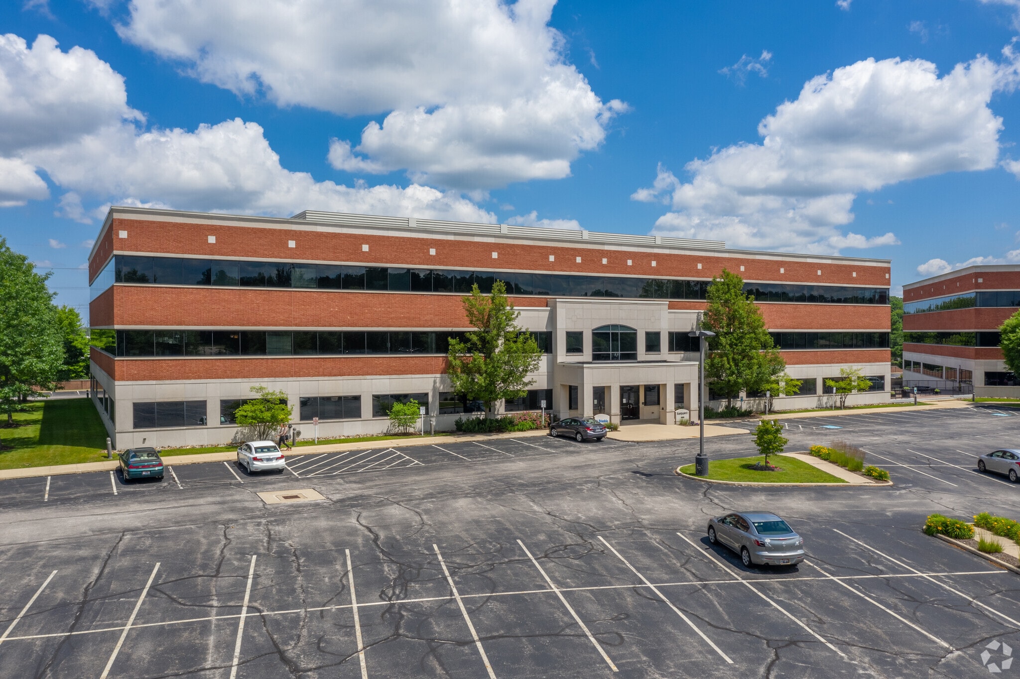 6085 Parkland Blvd, Mayfield Heights, OH for Rent