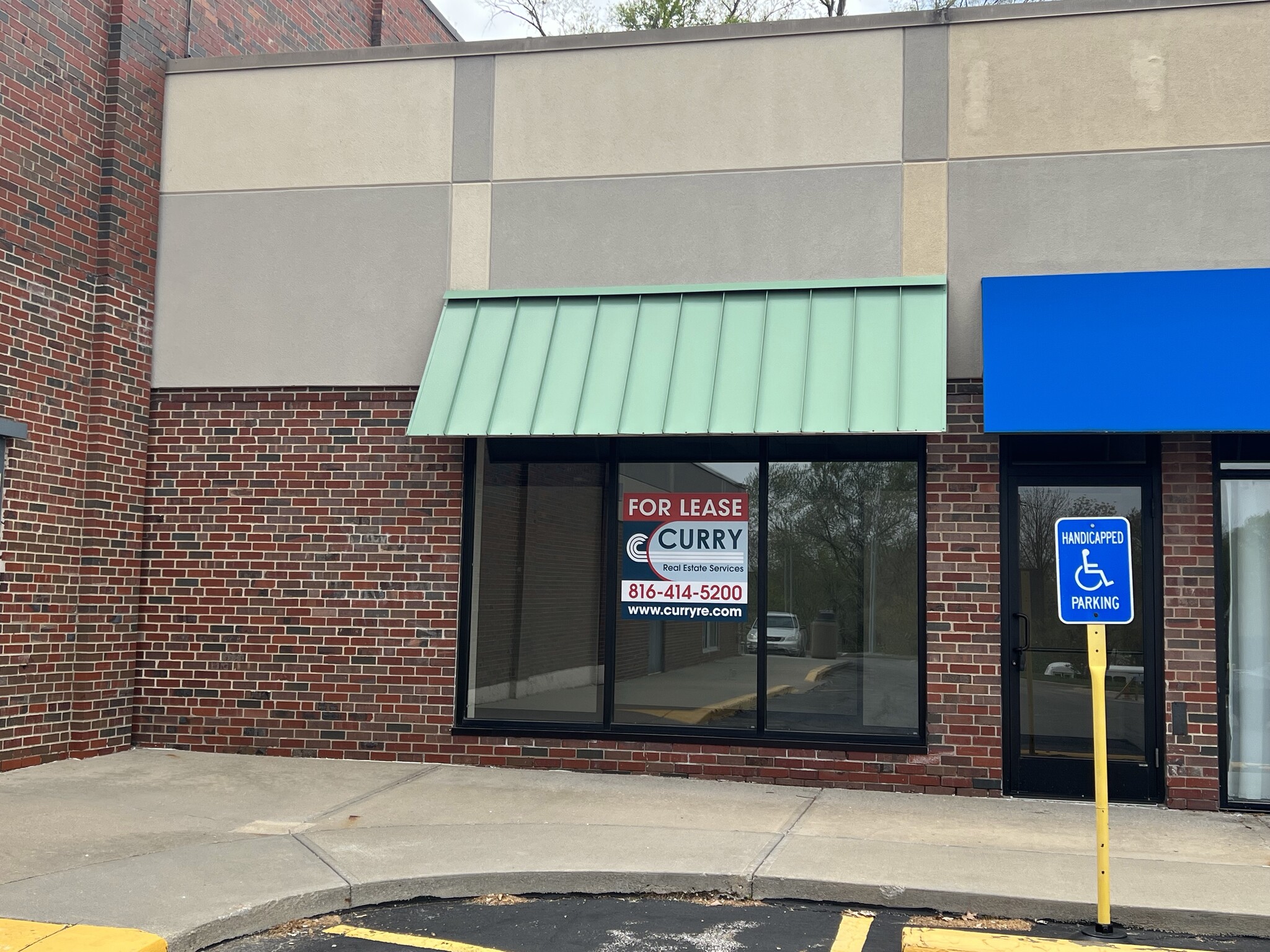 5400-5536 NE Antioch Rd, Kansas City, MO for Rent