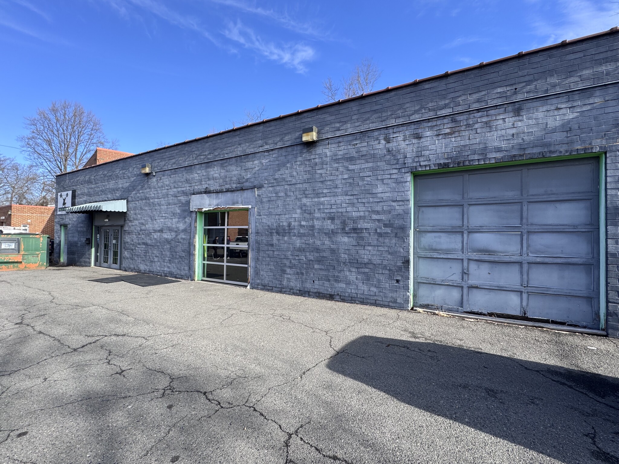 130-140 W Jefferson St, Falls Church, VA for Rent