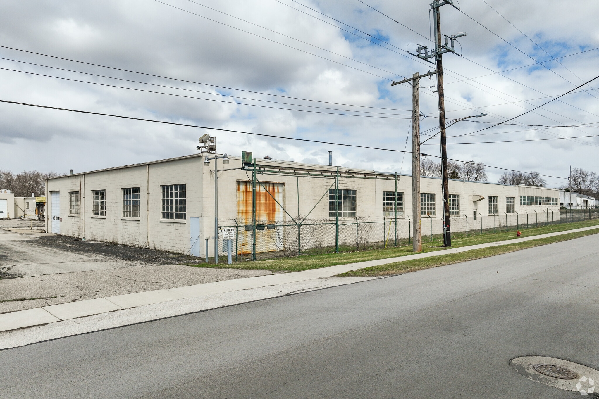 626 Depot St, Blissfield, MI for Rent