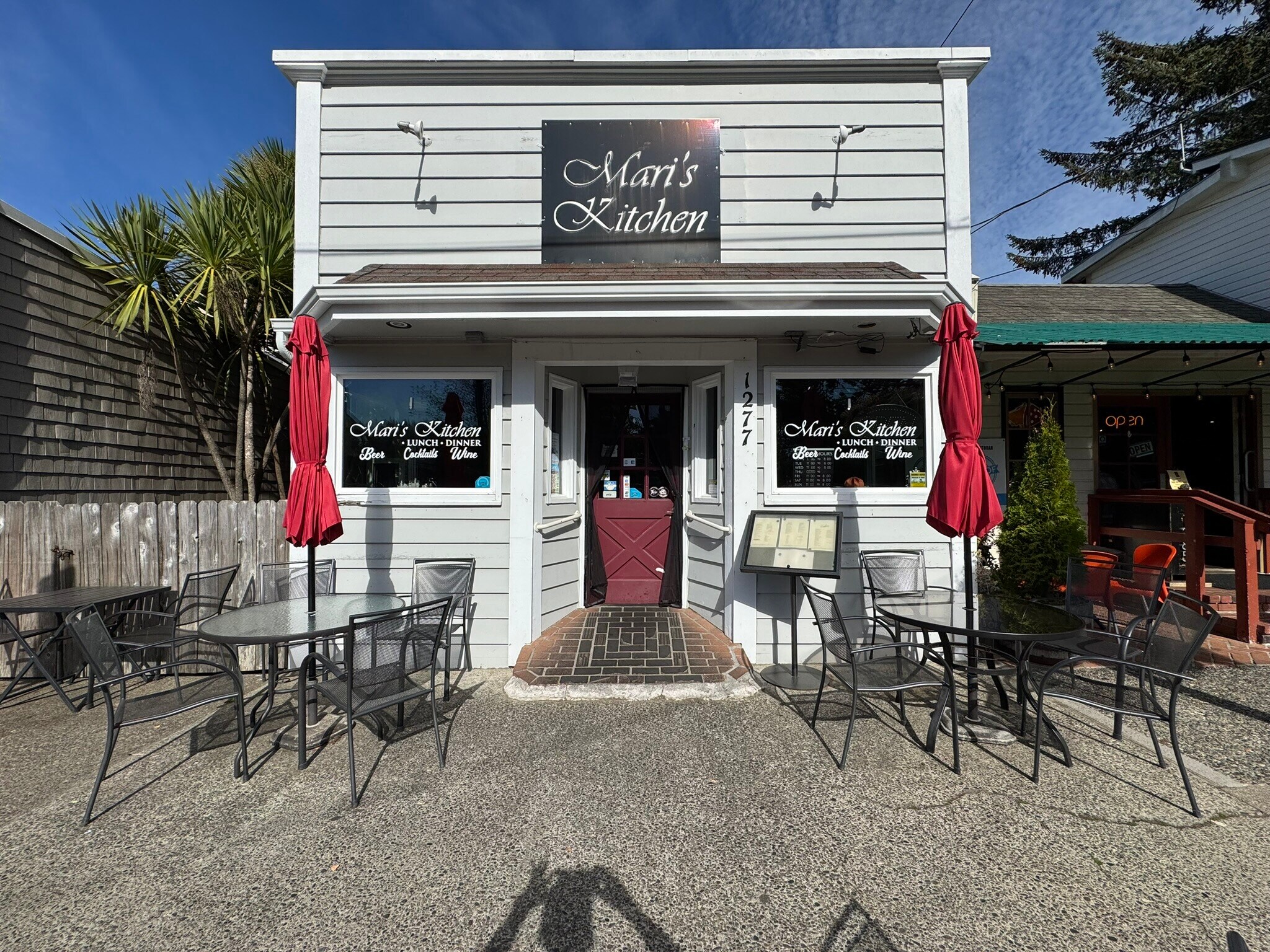 1277 Bay St, Florence, OR for Sale
