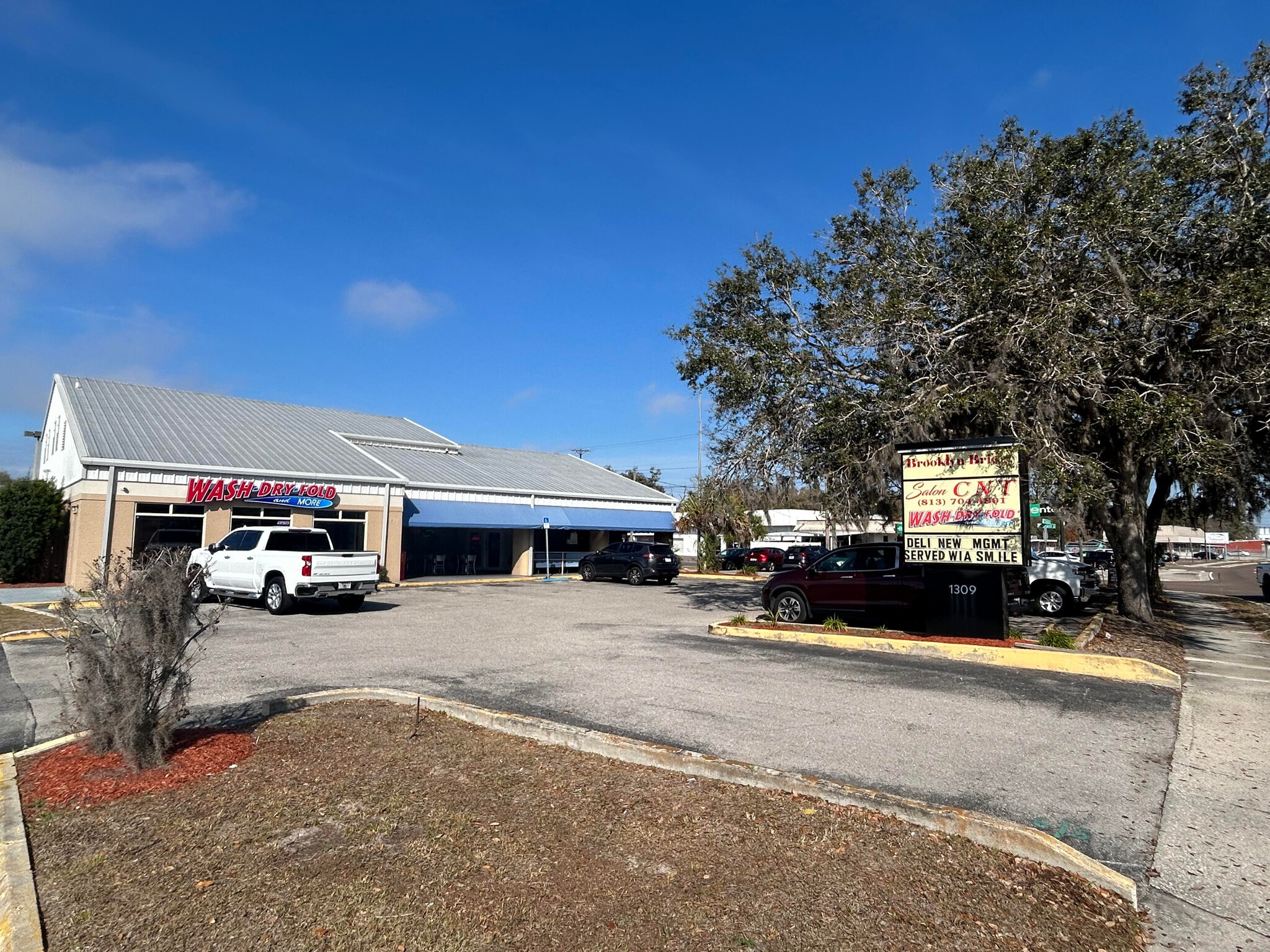 1309 S Collins St, Plant City, FL for Sale