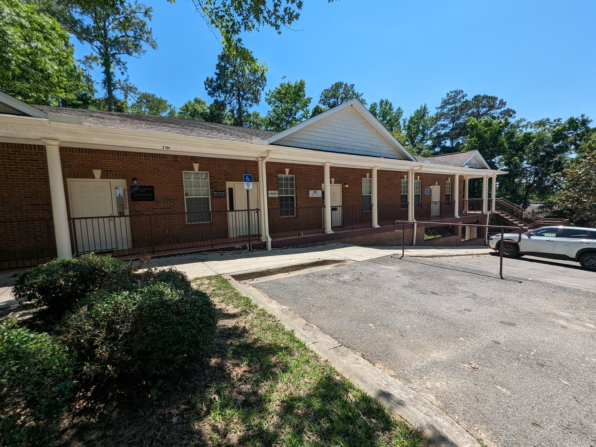 2104 Delta Way, Tallahassee, FL for Sale