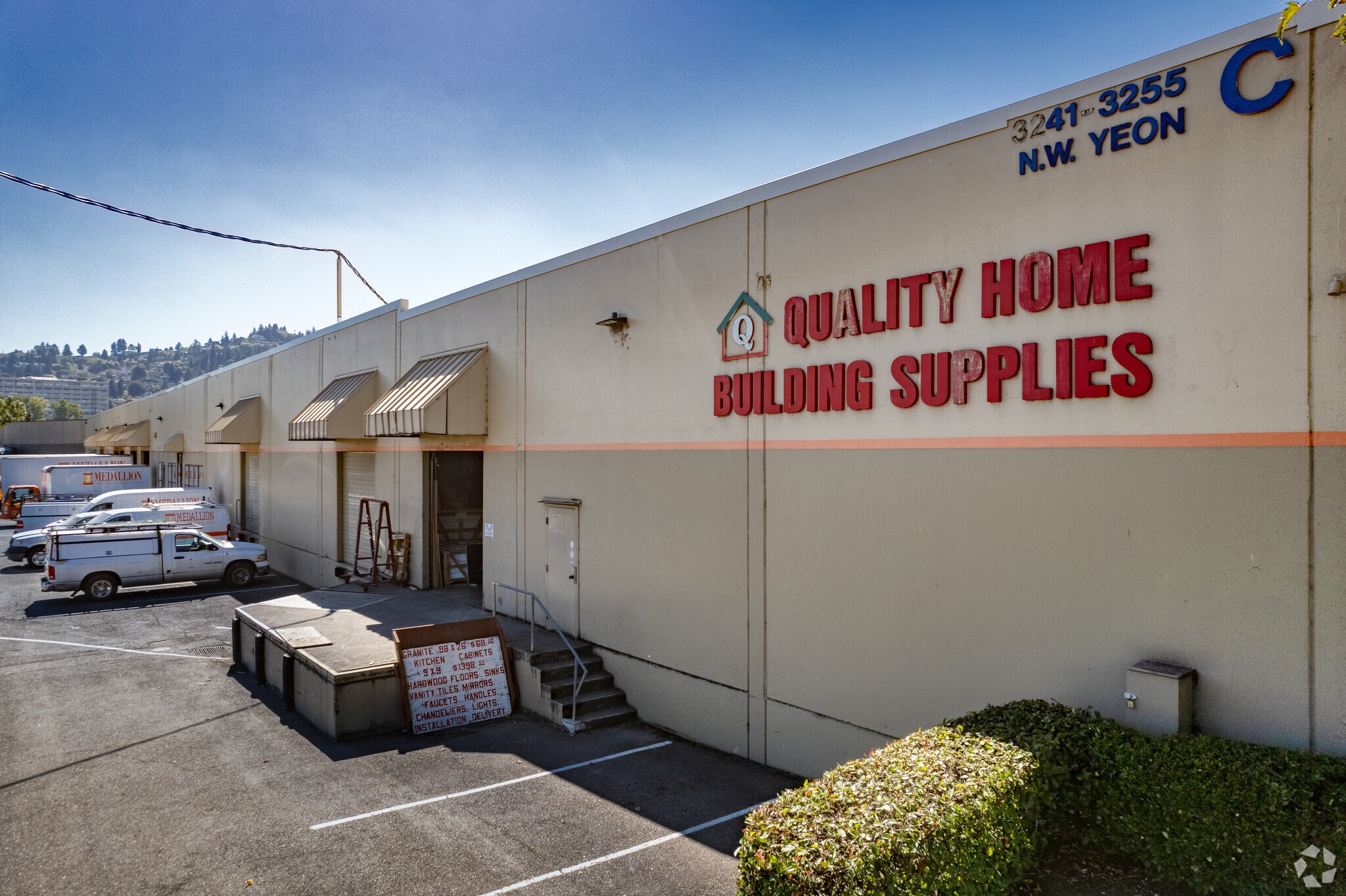 3241-3255 NW Yeon Ave, Portland, OR for Rent