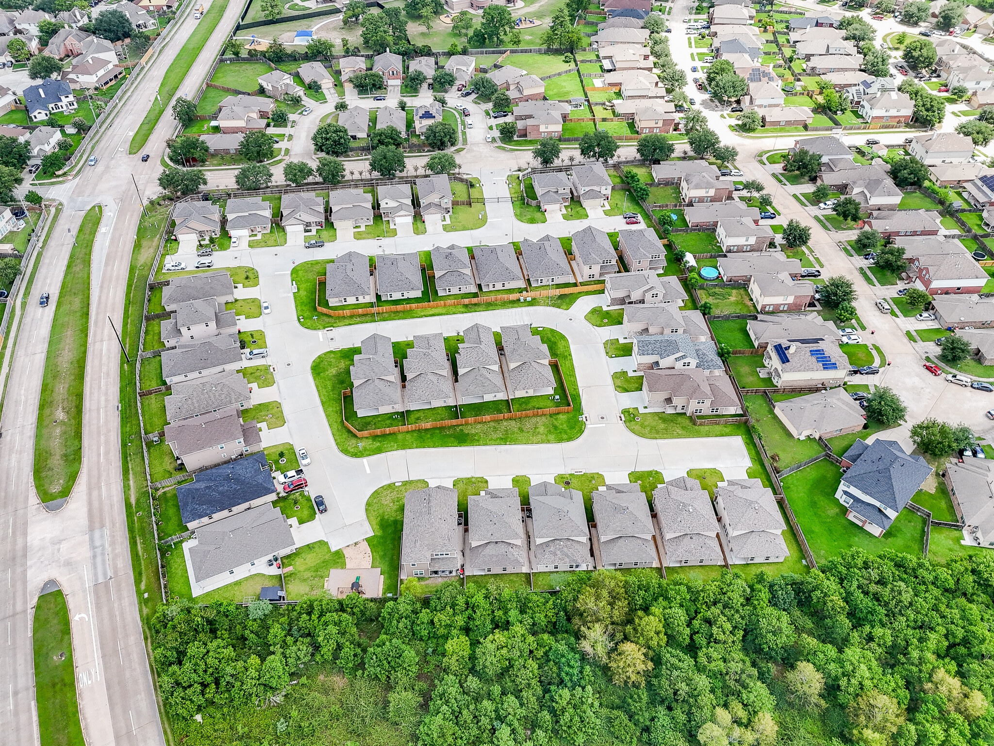 2815 Bowlin Leaf Ln, Houston, TX for Sale