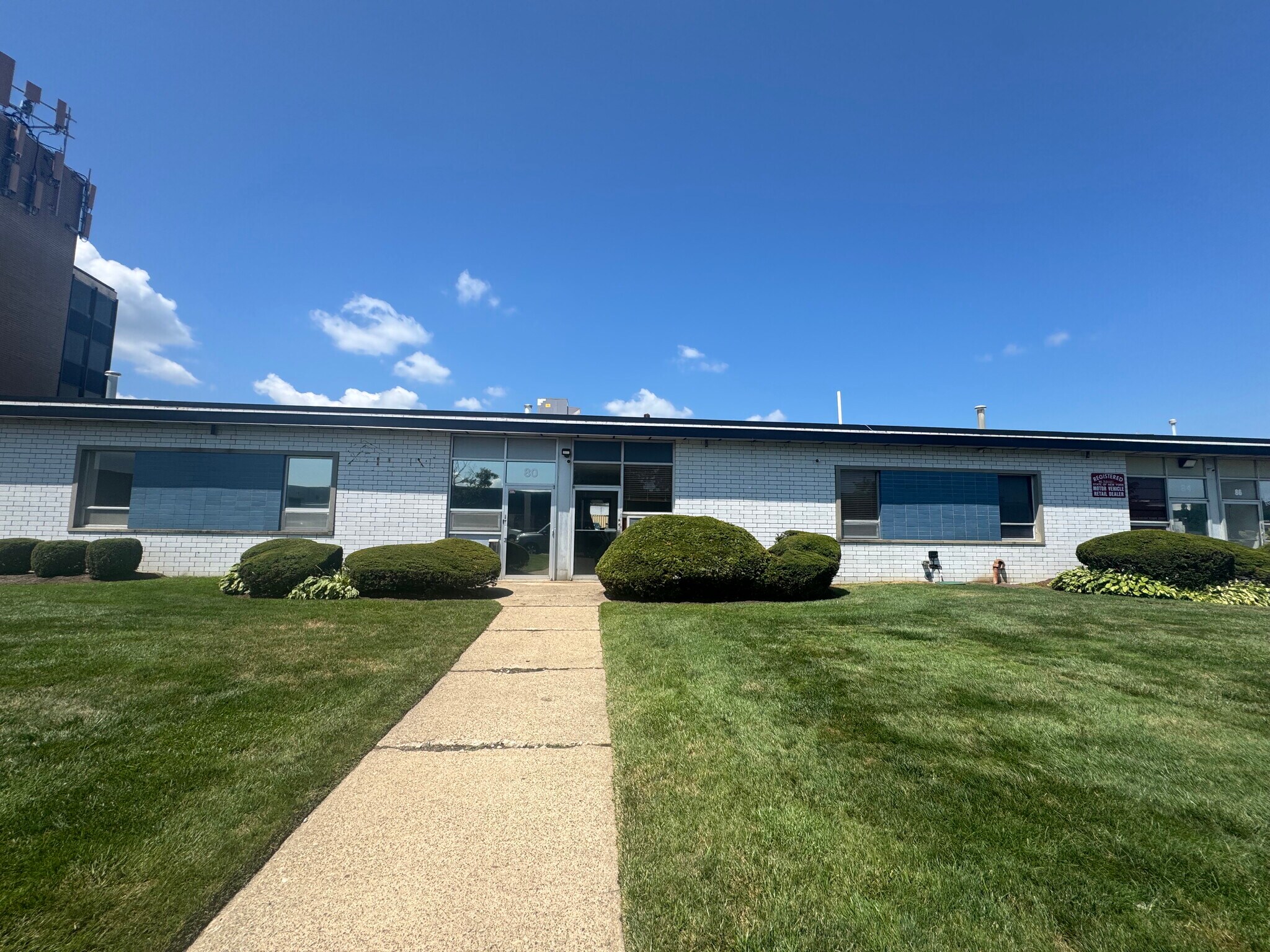 78-102 E Industry Ct, Deer Park, NY for Rent