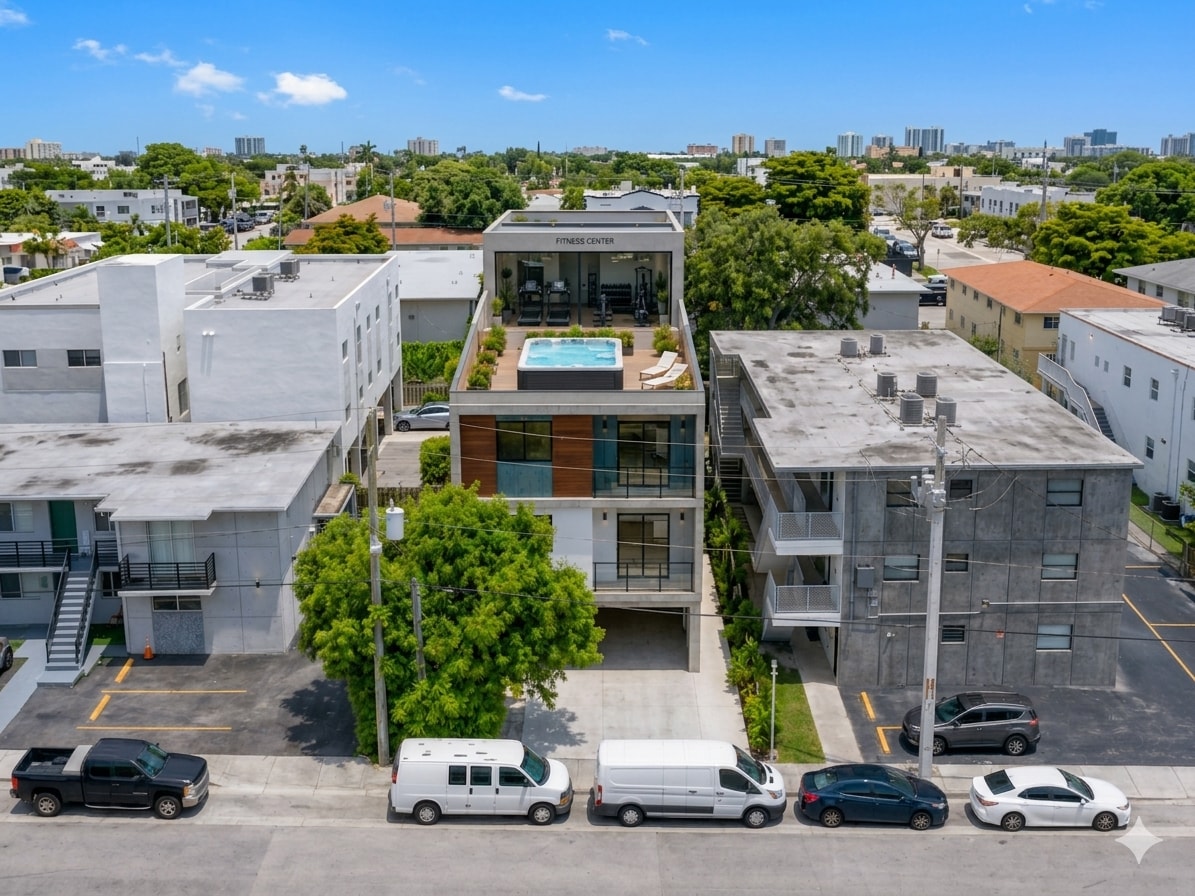 718 SW 4th St, Miami, FL for Sale