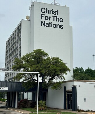 Dallas, TX undefined - 321 W Kiest Blvd