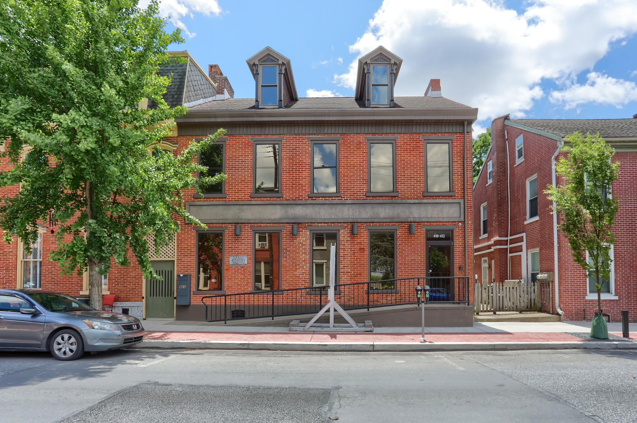 410 Cumberland St, Lebanon, PA for Sale