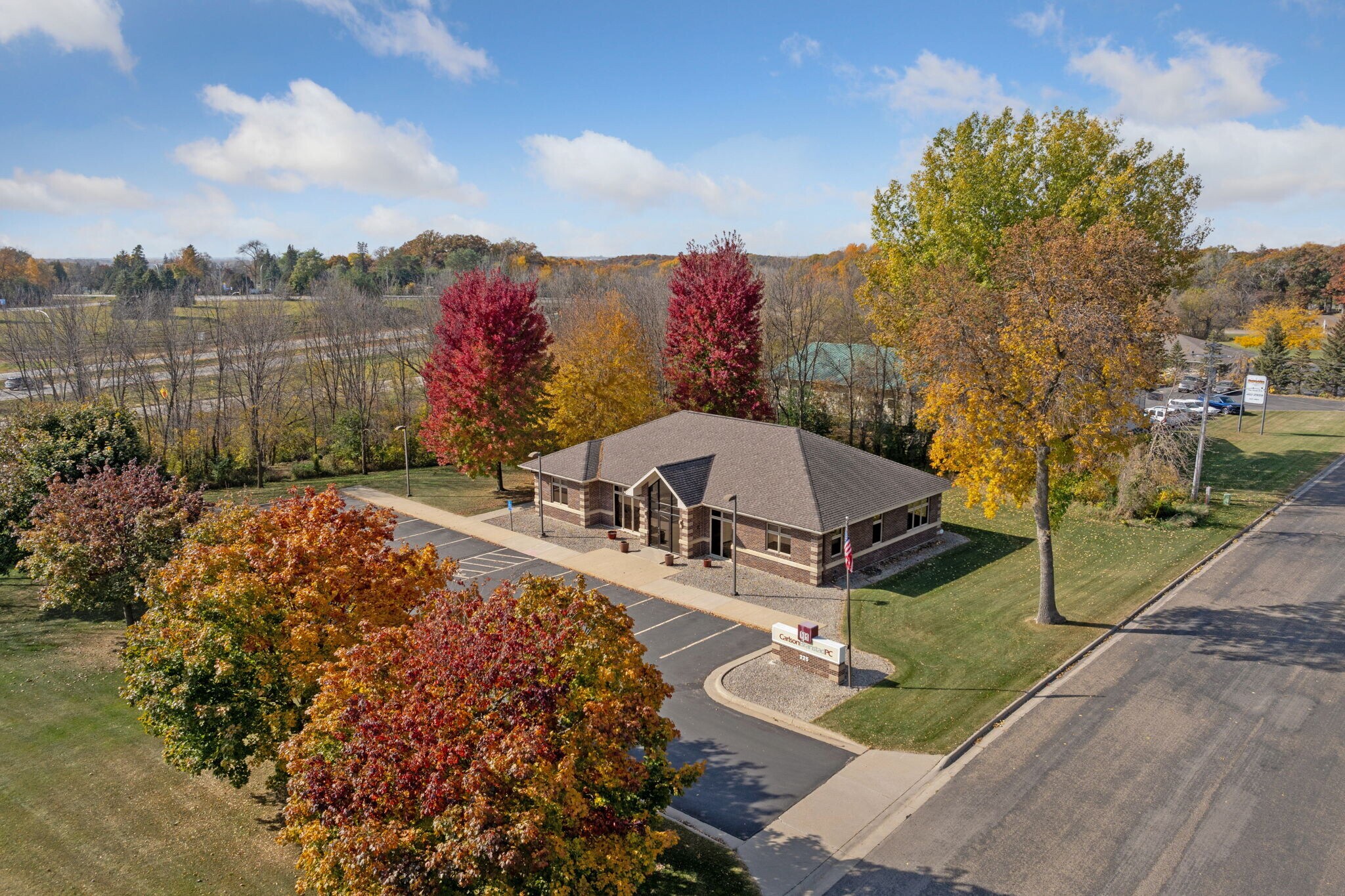 225 Cedardale Dr SE, Owatonna, MN for Sale