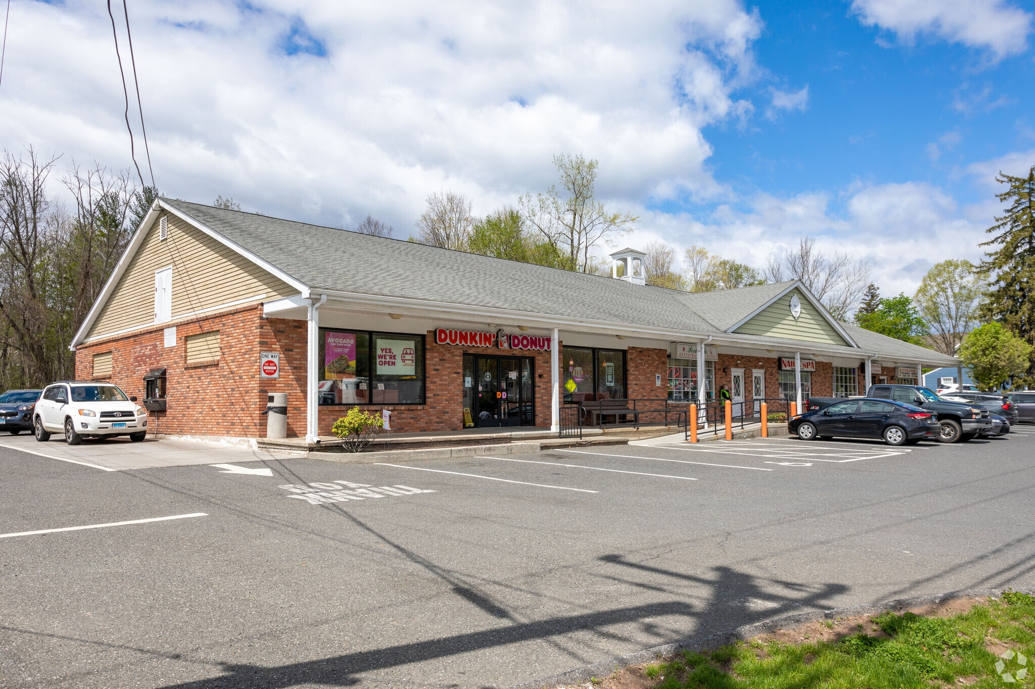 782 Federal Rd, Brookfield, CT for Rent