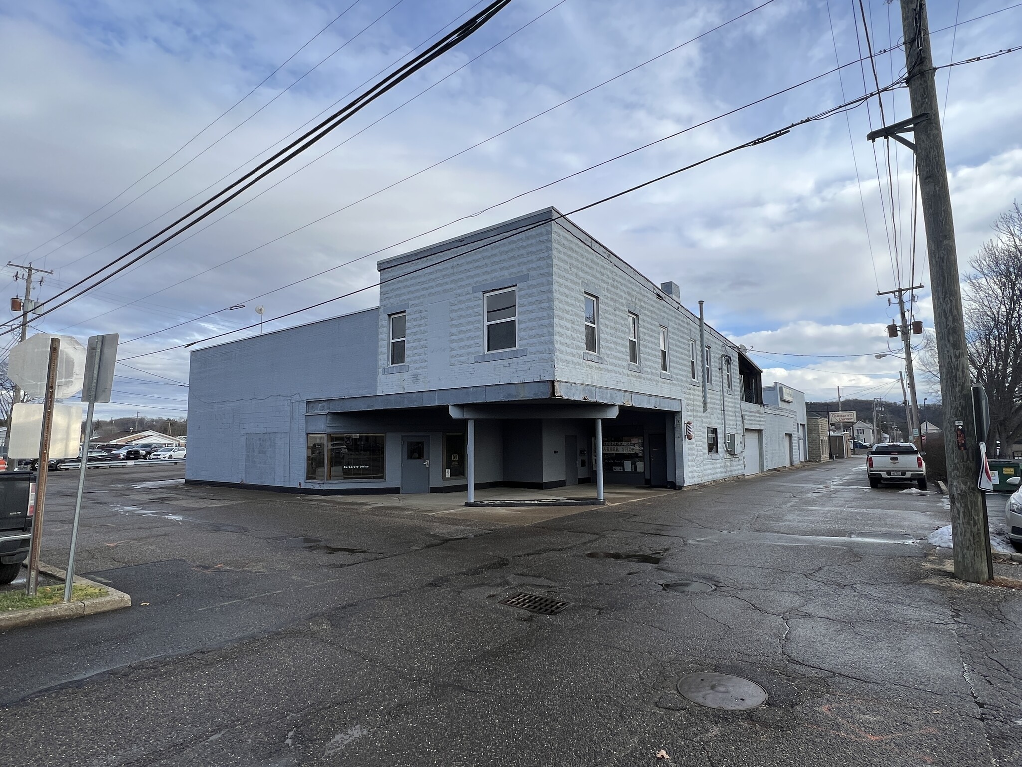 145 1st Dr NE, New Philadelphia, OH for Rent