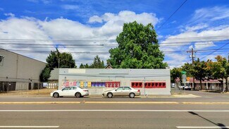 Portland, OR undefined - 8827 SE Division St