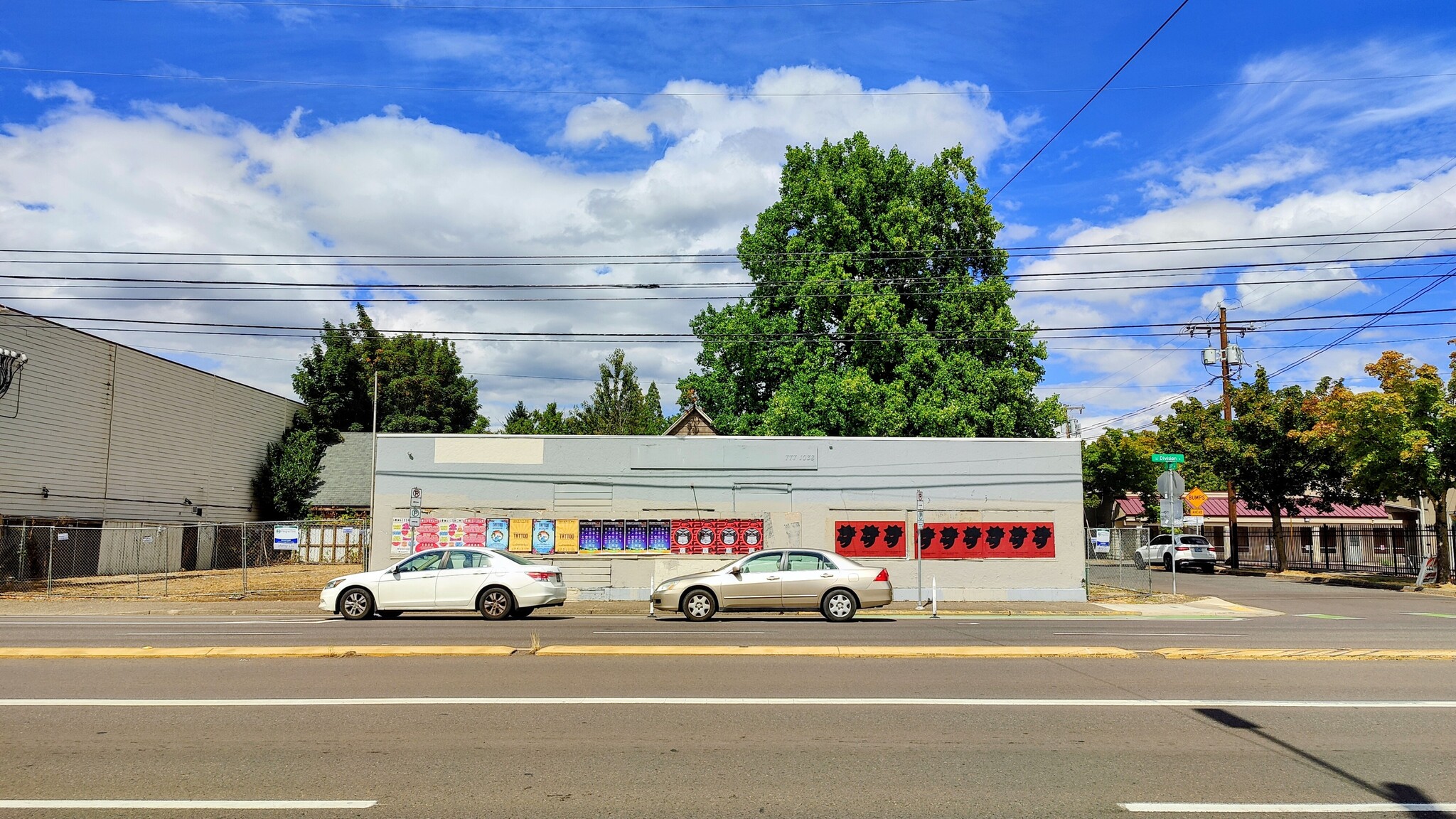8827 SE Division St, Portland, OR for Sale