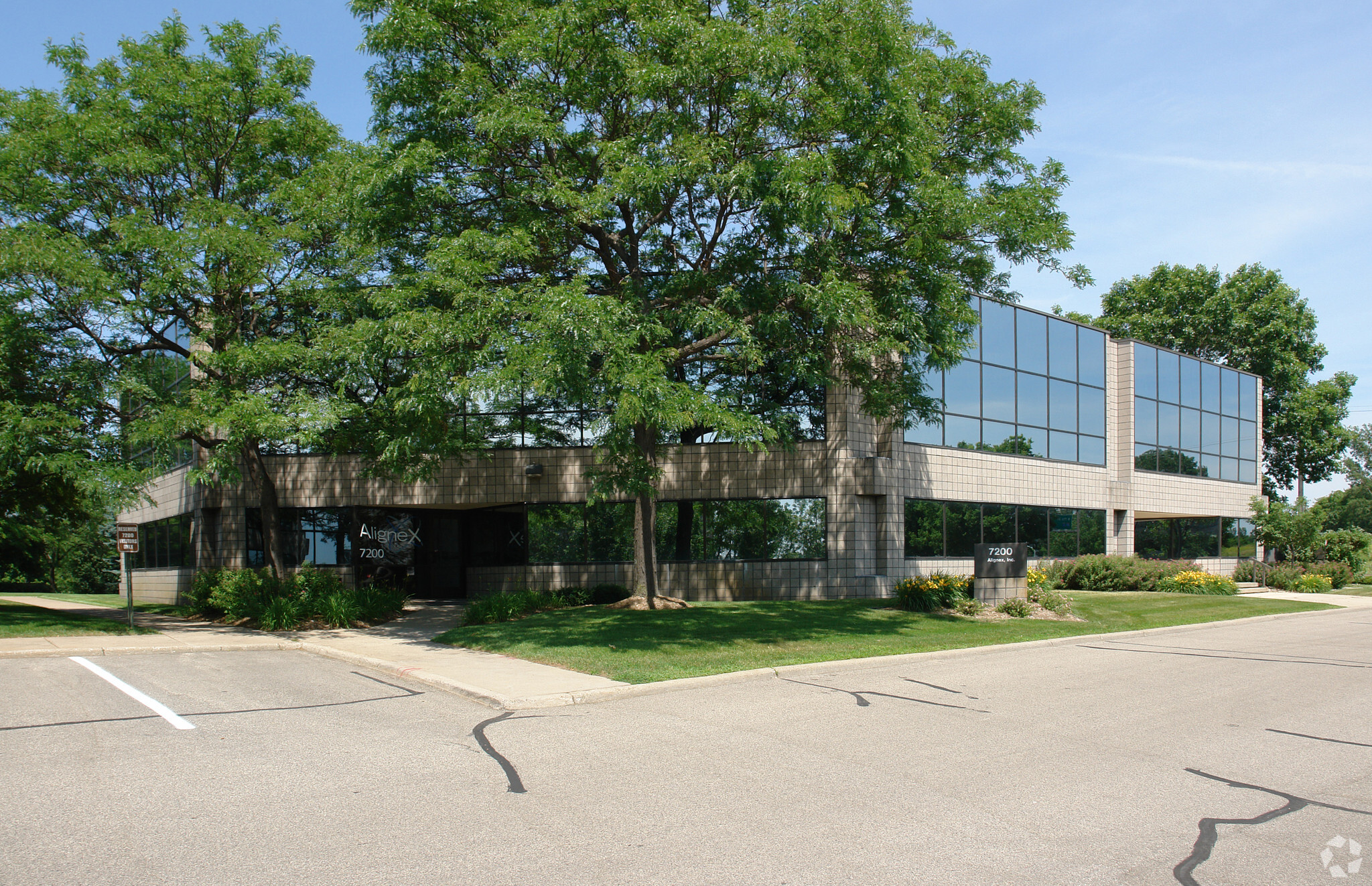 7200 Metro Blvd, Edina, MN for Rent