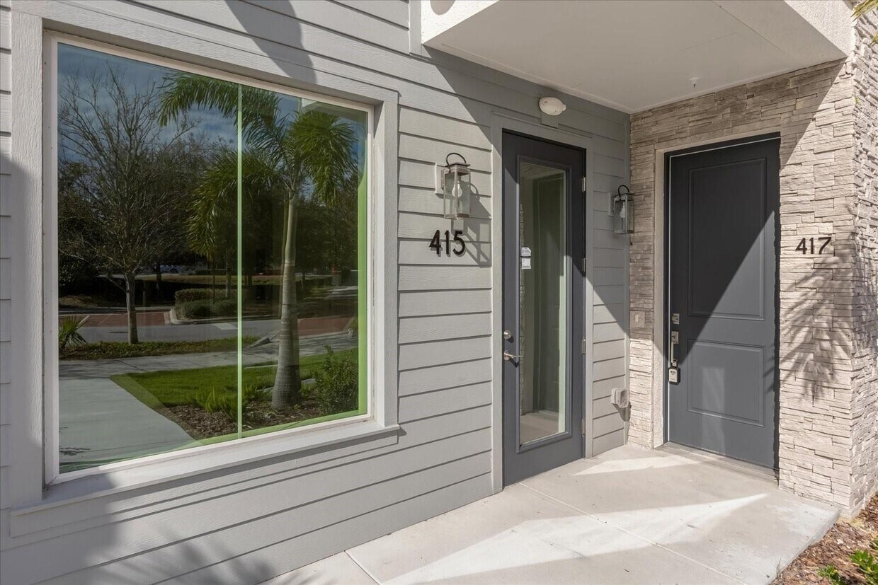 Oviedo On The Park, Oviedo, FL for Rent