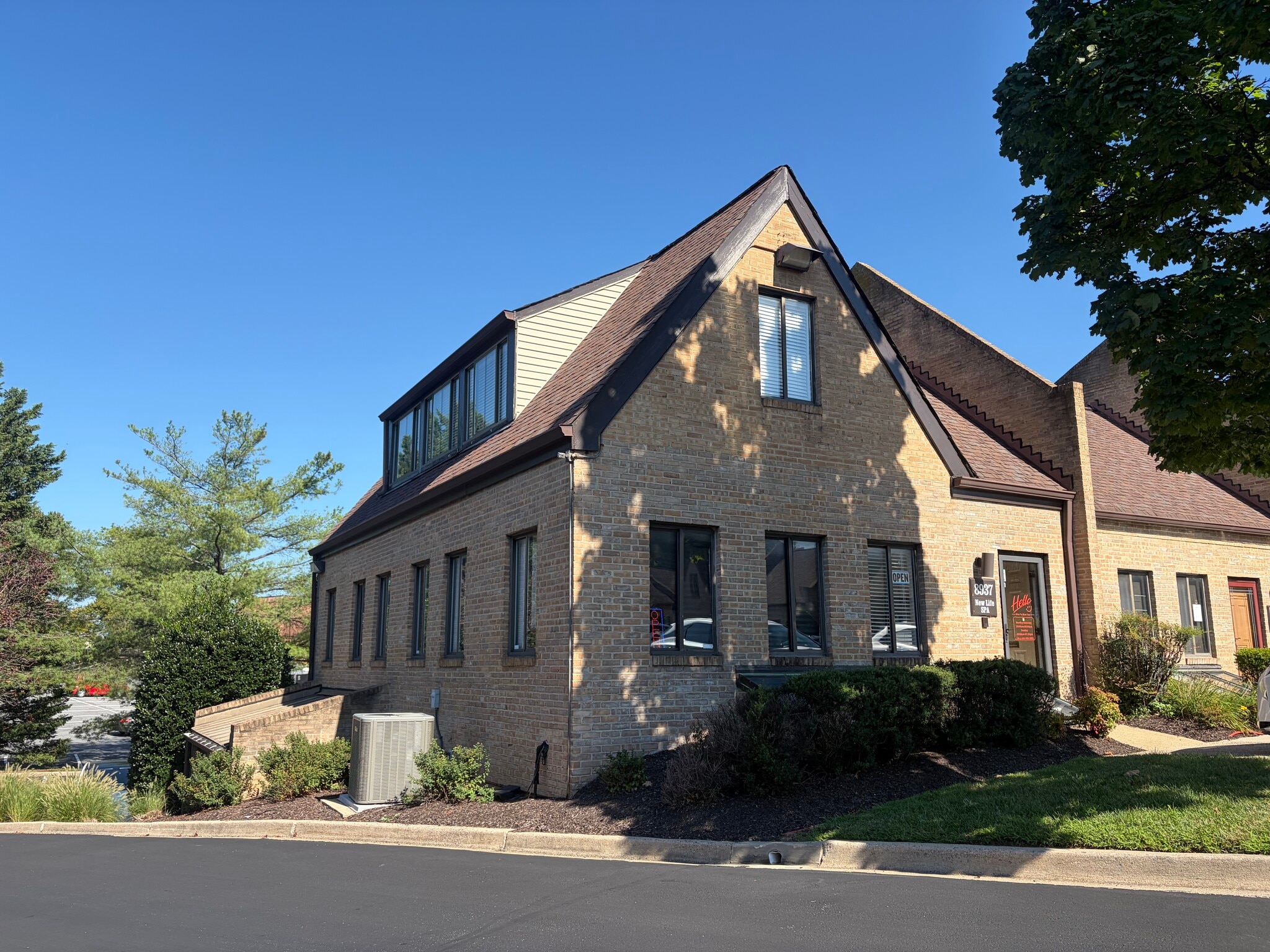 8937 Shady Grove Ct, Gaithersburg, MD for Sale