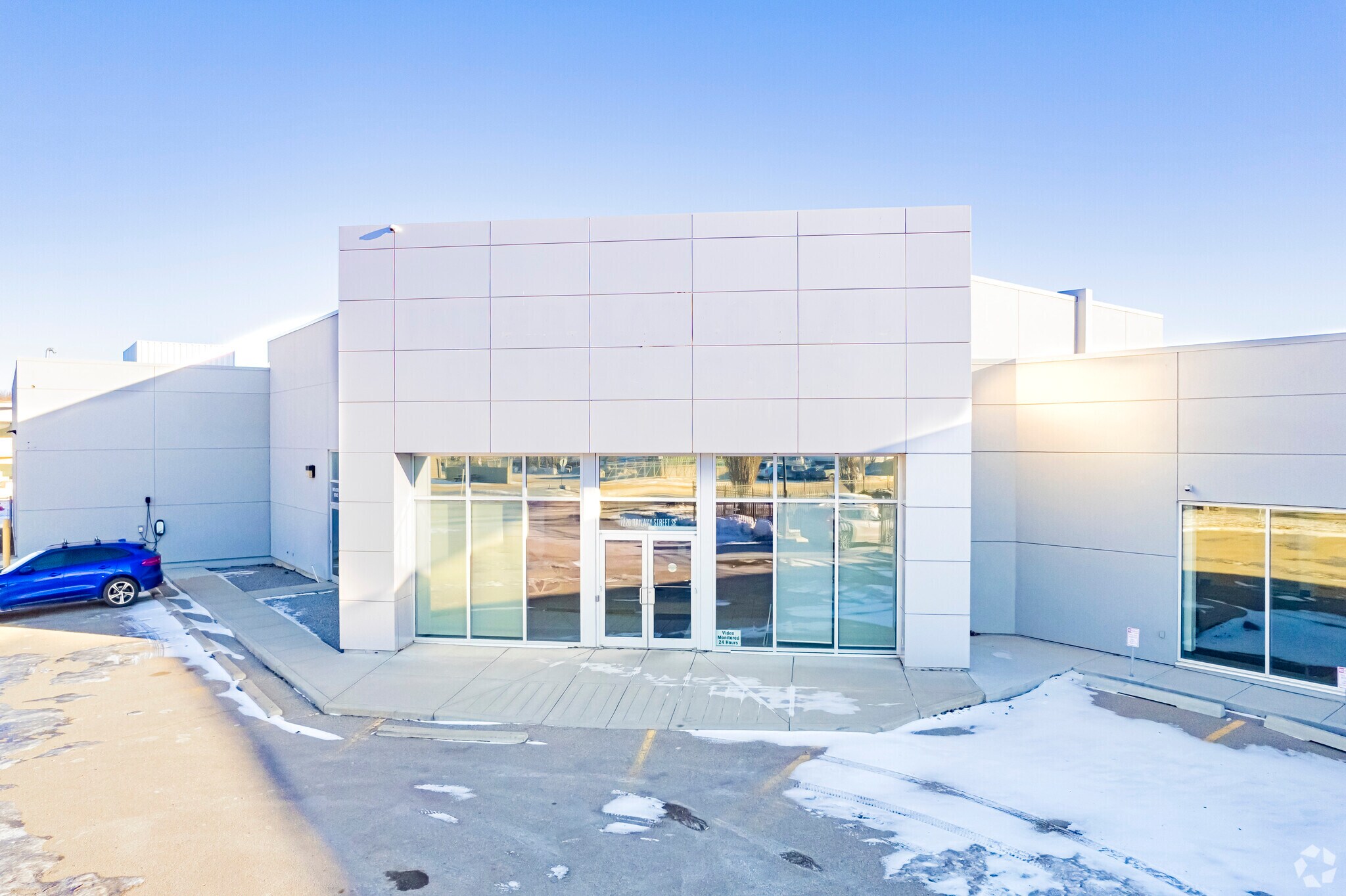 7220 Railway St SE, Calgary, AB for Rent
