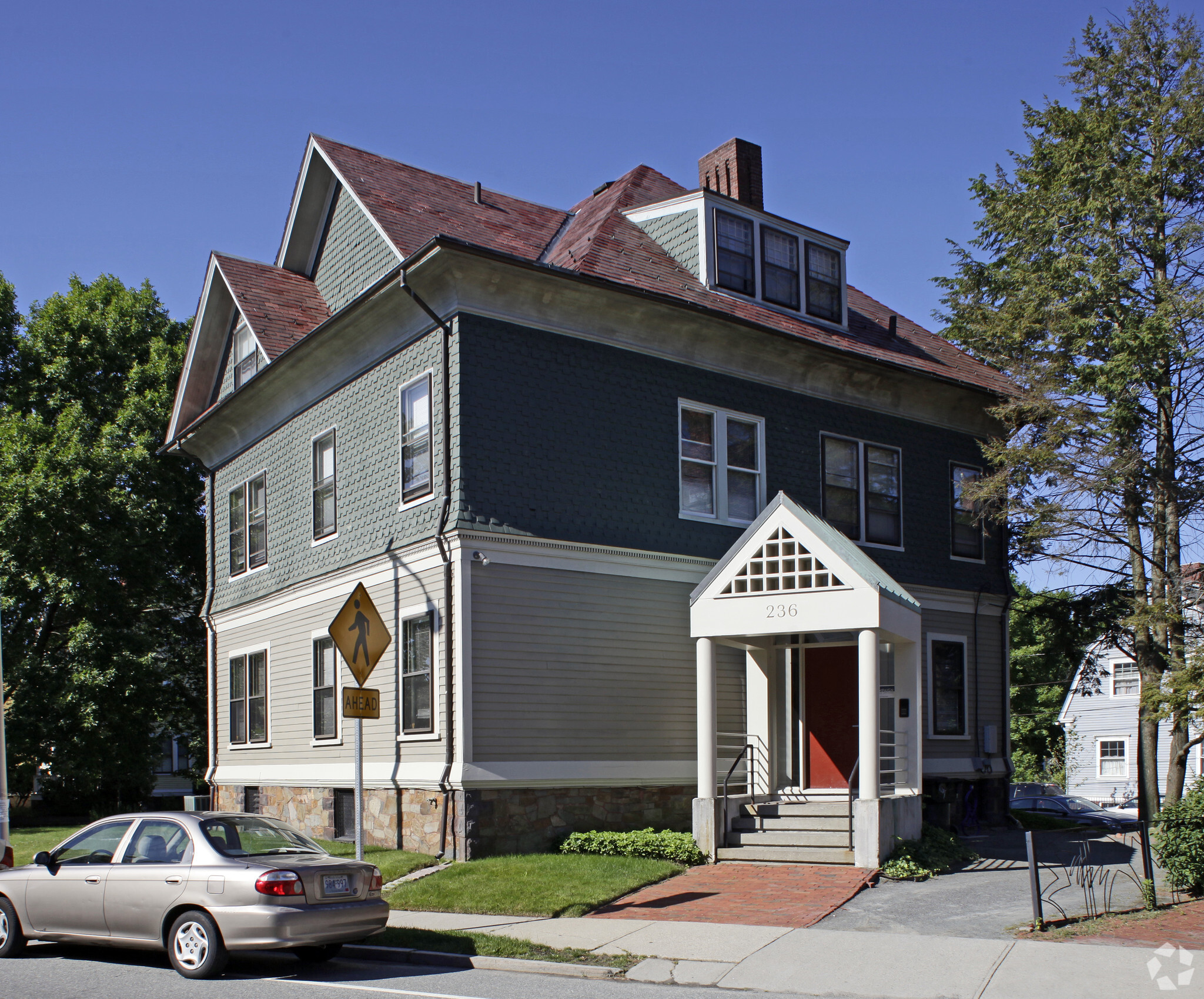 236 Hope St, Providence, RI for Rent