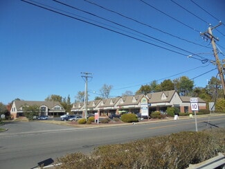 Plainville, CT Office/Retail - 17 Farmington Ave