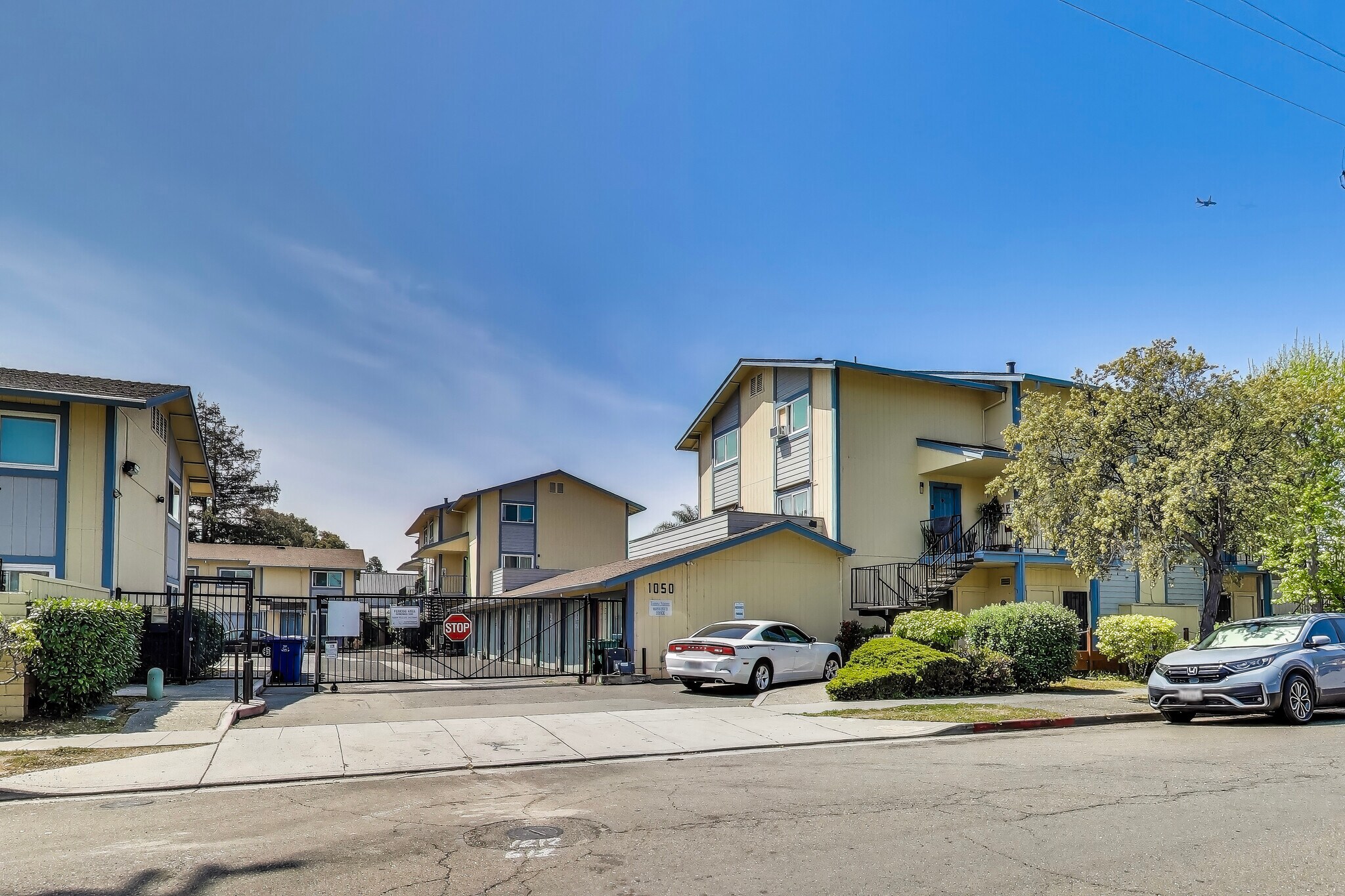 1050 Glad Tidings Way, Hayward, CA for Sale