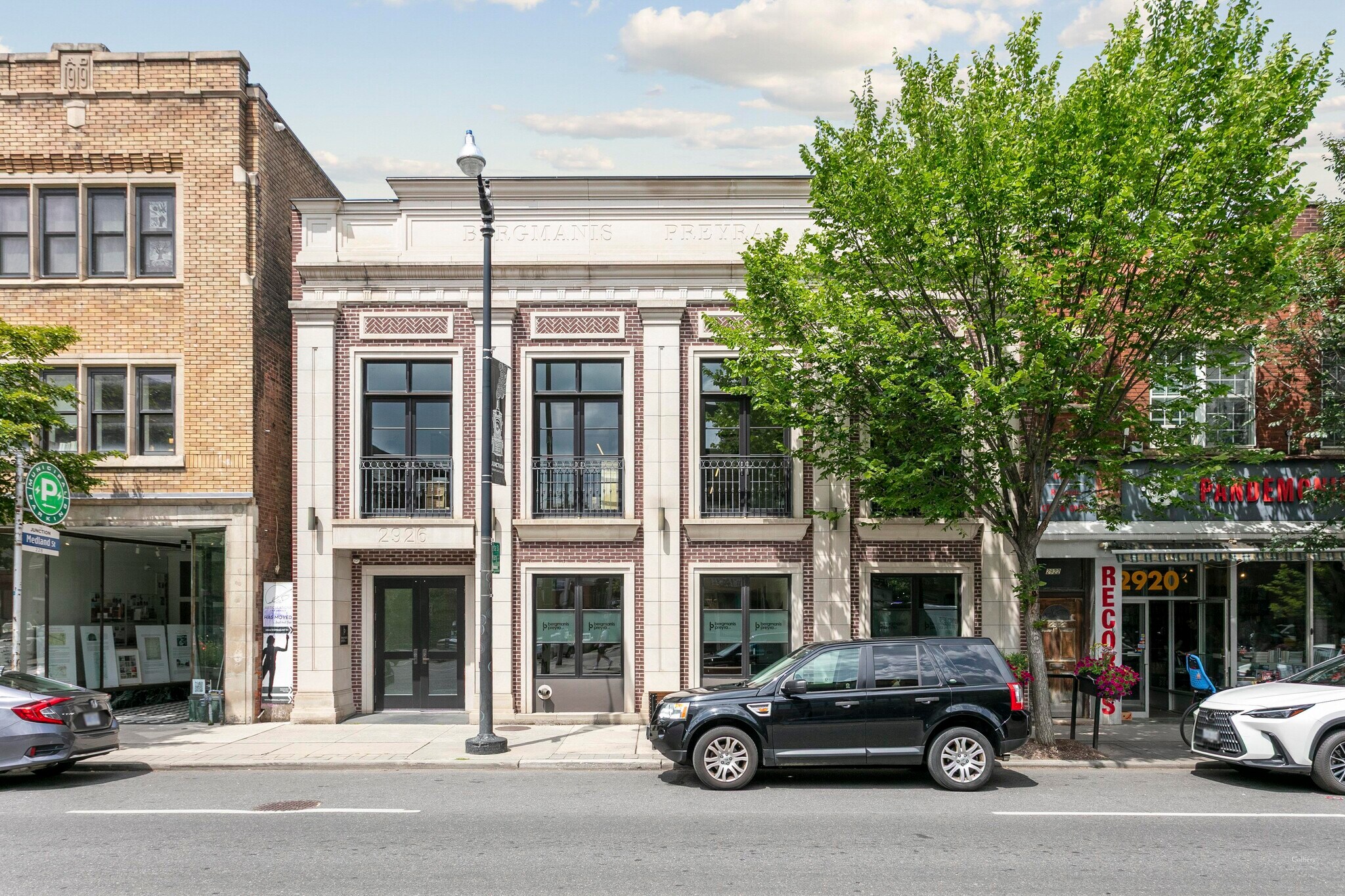 2926 Dundas St W, Toronto, ON for Sale