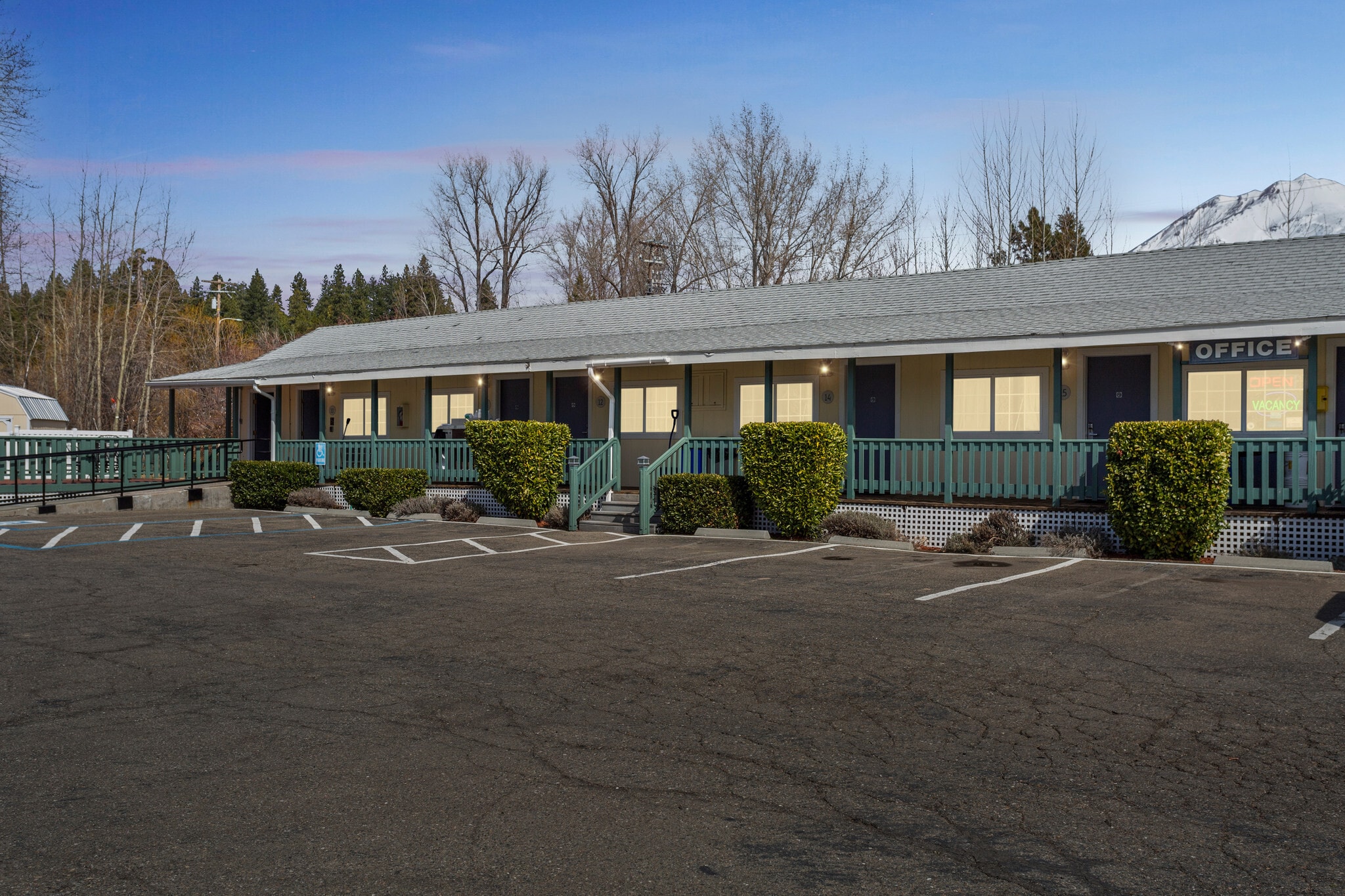 724 N Mount Shasta Blvd, Mount Shasta, CA for Sale