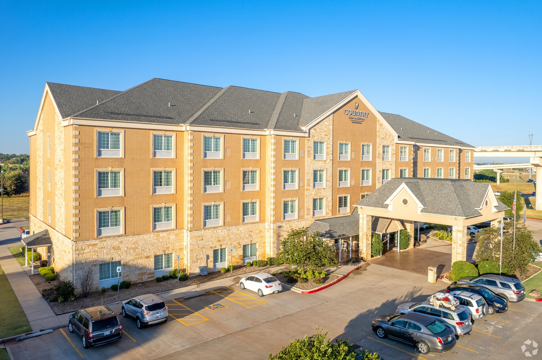 13501 W Memorial Park Dr, Oklahoma City, OK for Sale