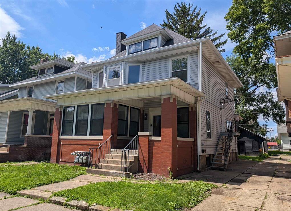 1611 W Barker Ave, Peoria, IL for Sale