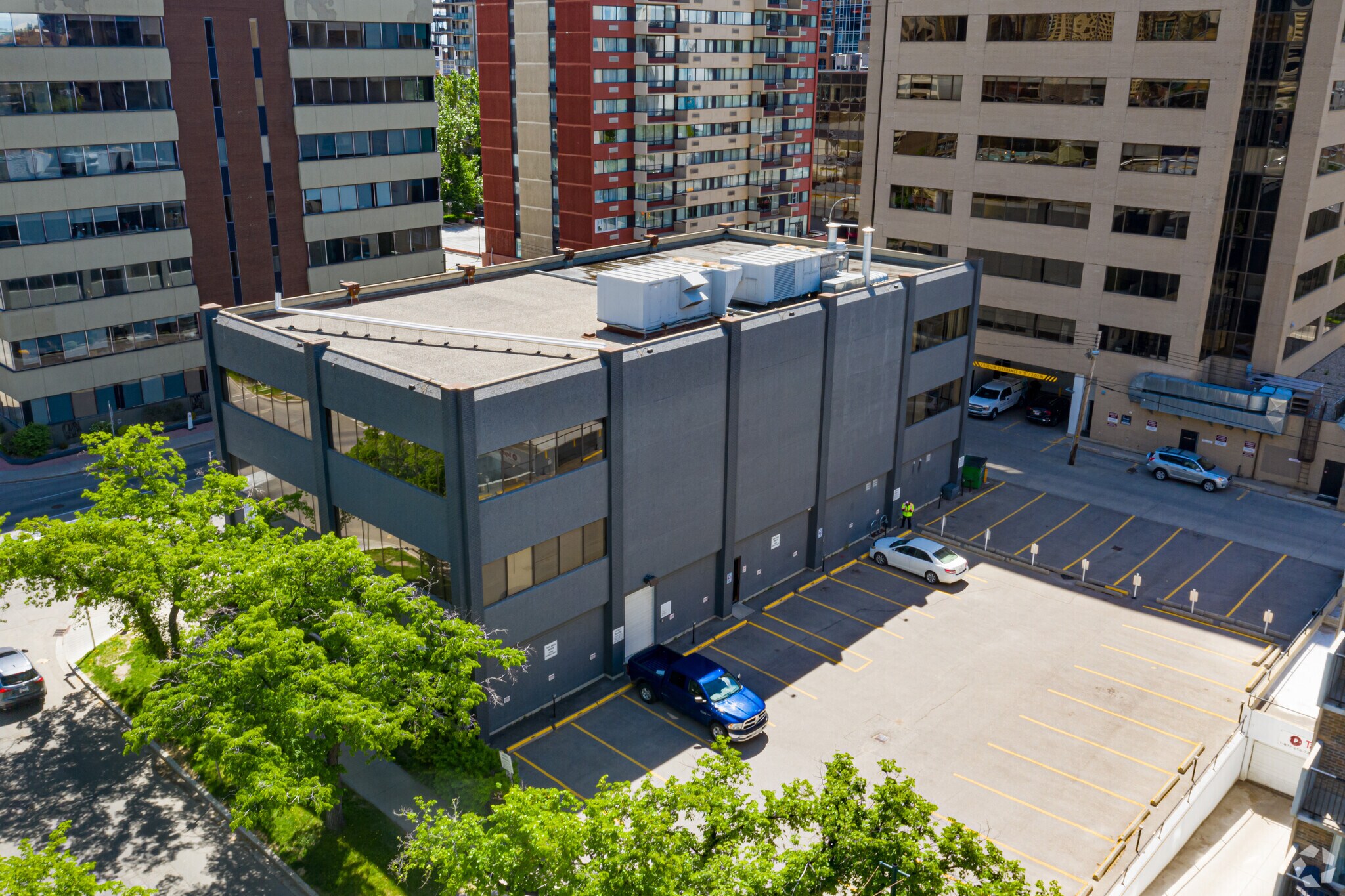 1301 8th St SW, Calgary, AB for Rent