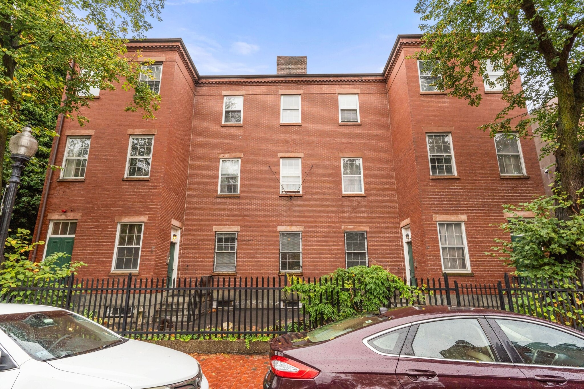 43 Rutland St, Boston, MA for Sale
