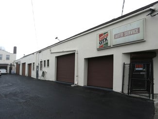 Linden, NJ Retail - 140 E Saint Georges Ave
